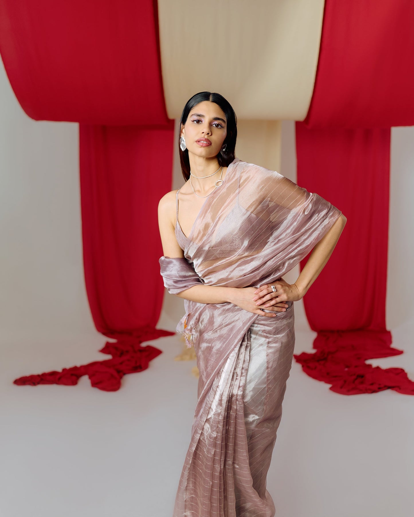 Handwoven Mauve Tissue Saree