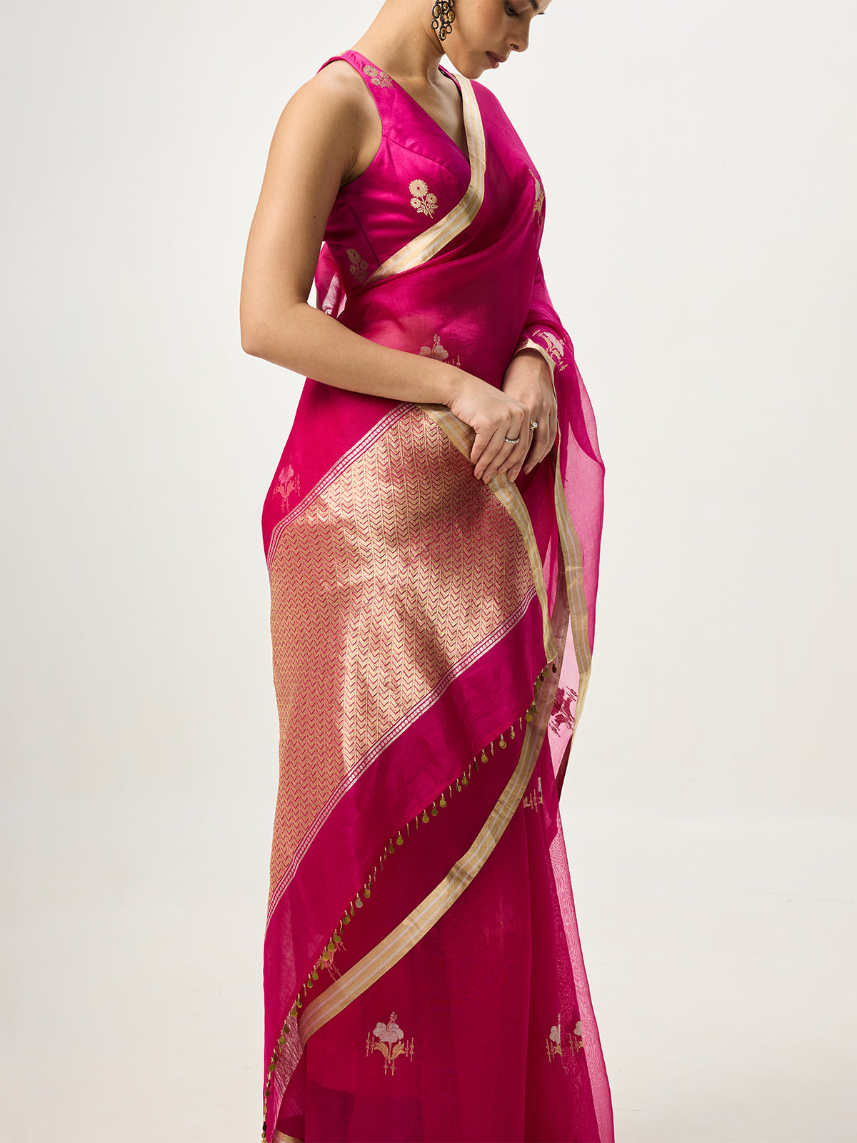 Handwoven Fuchsia Cutwork Banarasi Saree