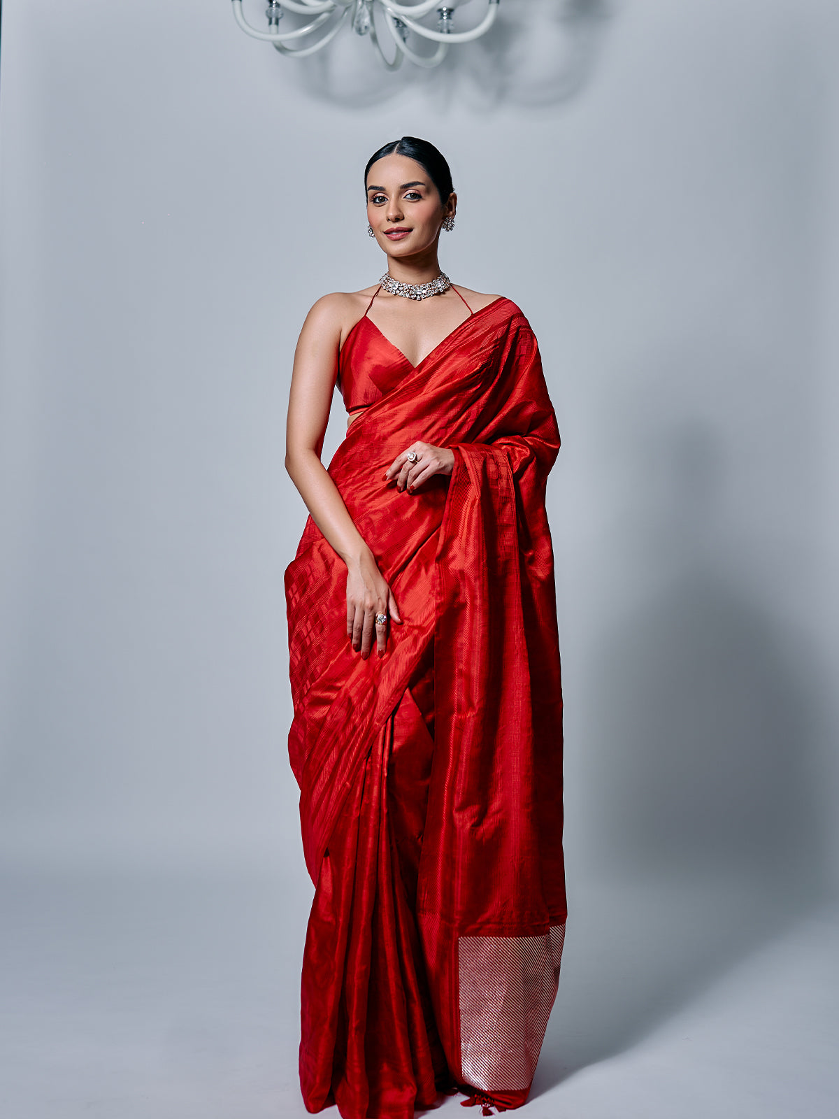 Manushi Chhillar In Handwoven Red Silk Saree