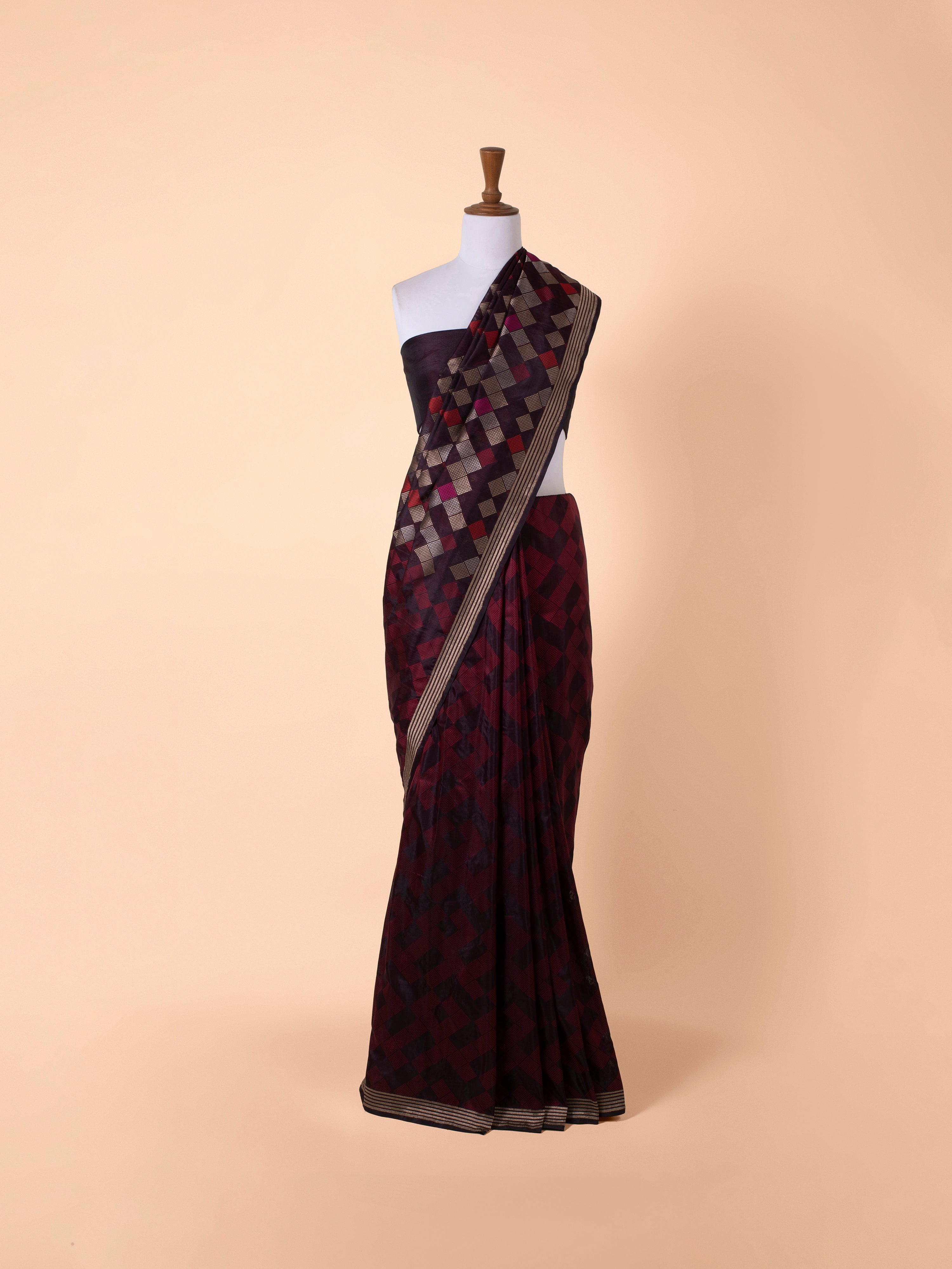 Soft Marshmallow Silk Wine Saree for Everyday Elegance
