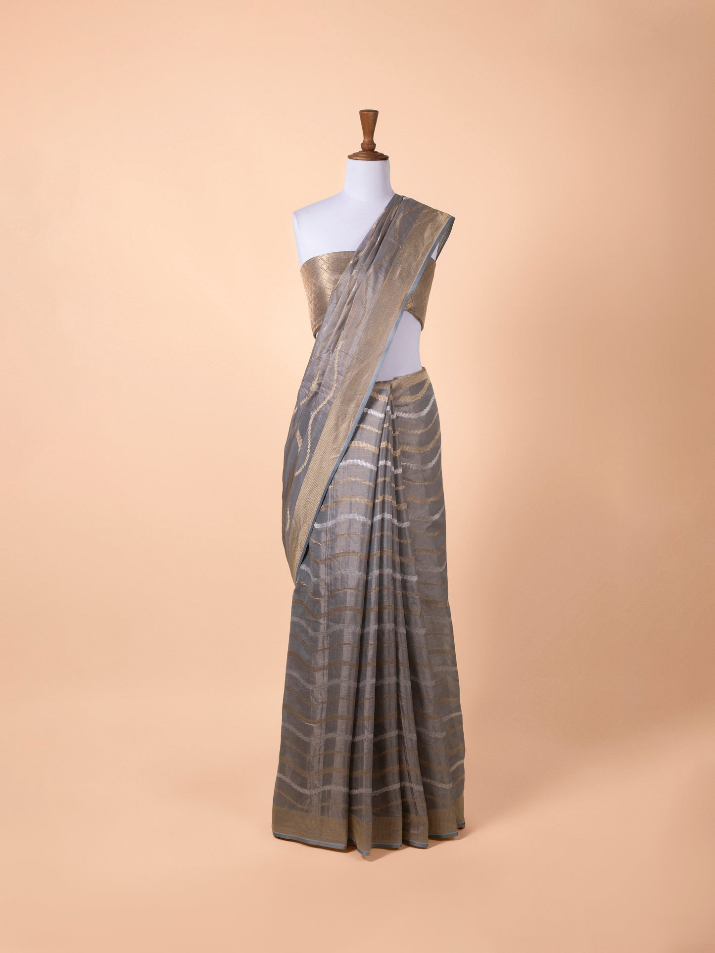 Handwoven Grey Tissue Saree