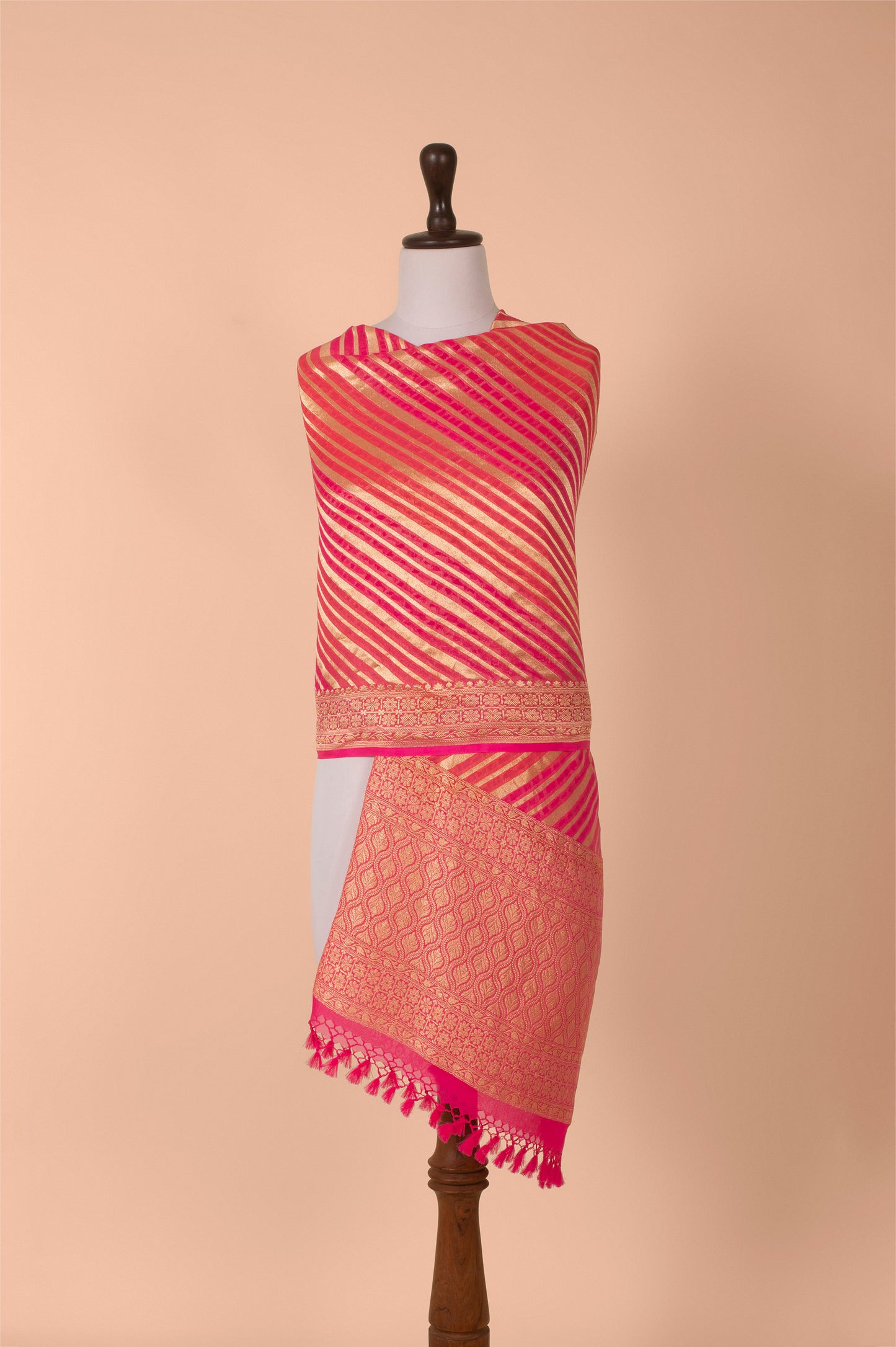 Handwoven Pink Georgette Dupatta