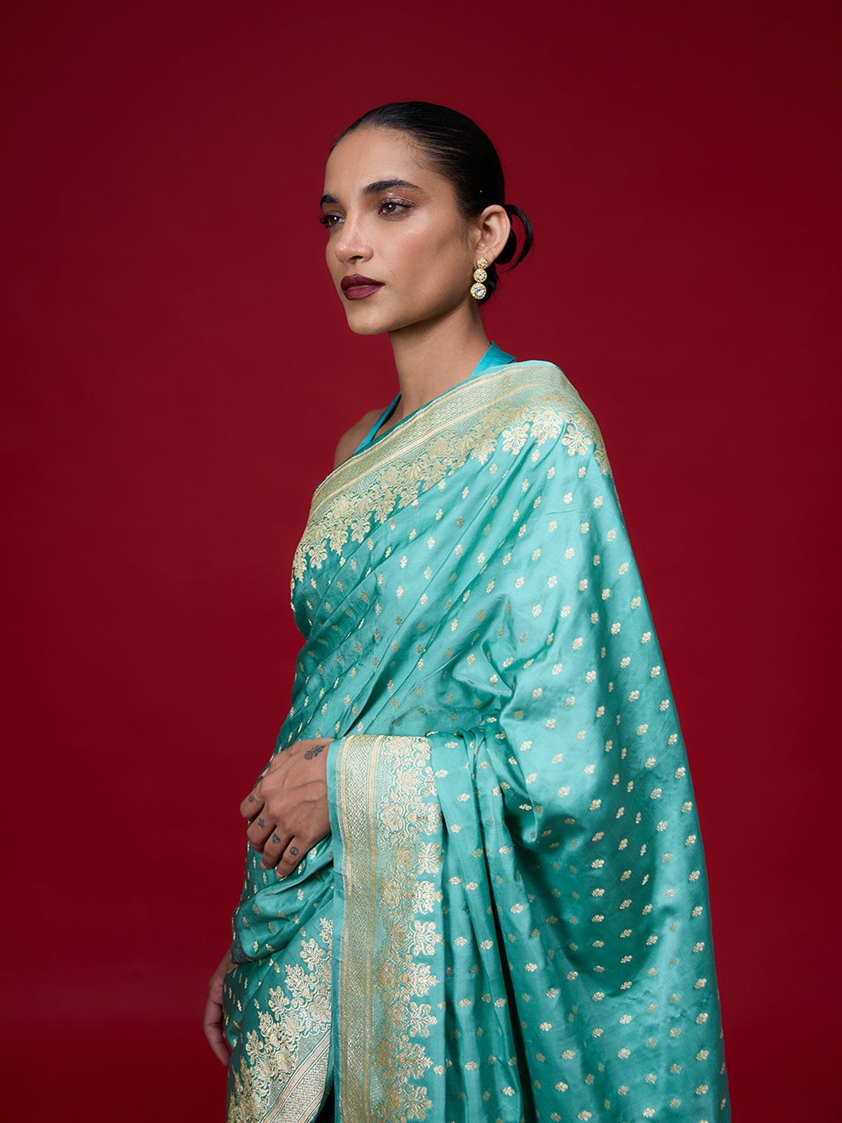 The Electric Breeze Saree