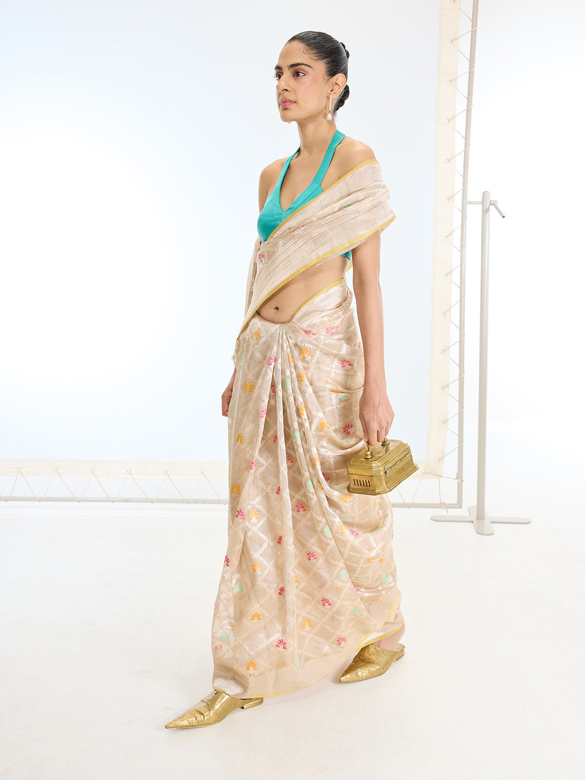 Handwoven Ivory Tissue Saree