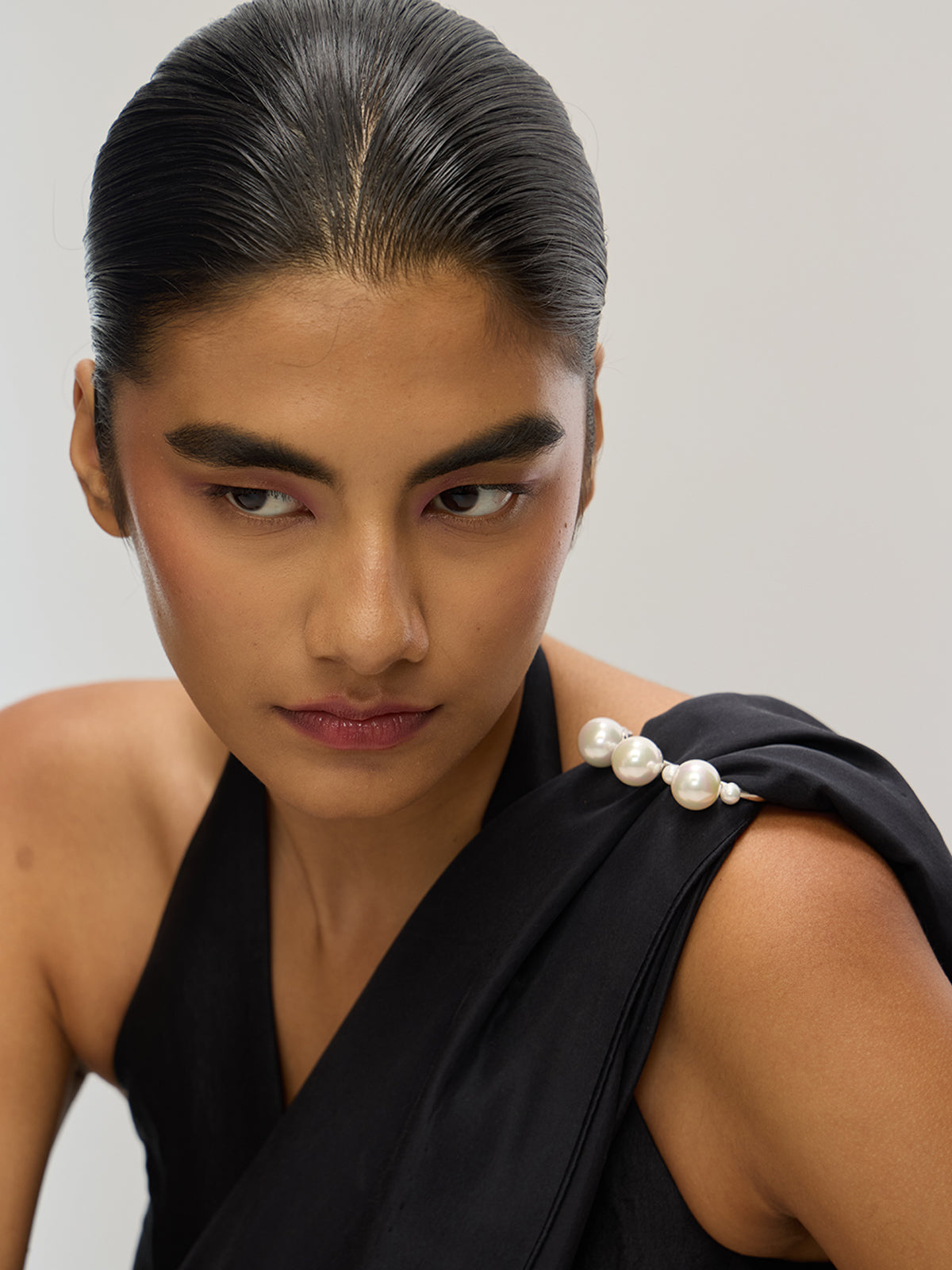 The Christy Pallu Holder