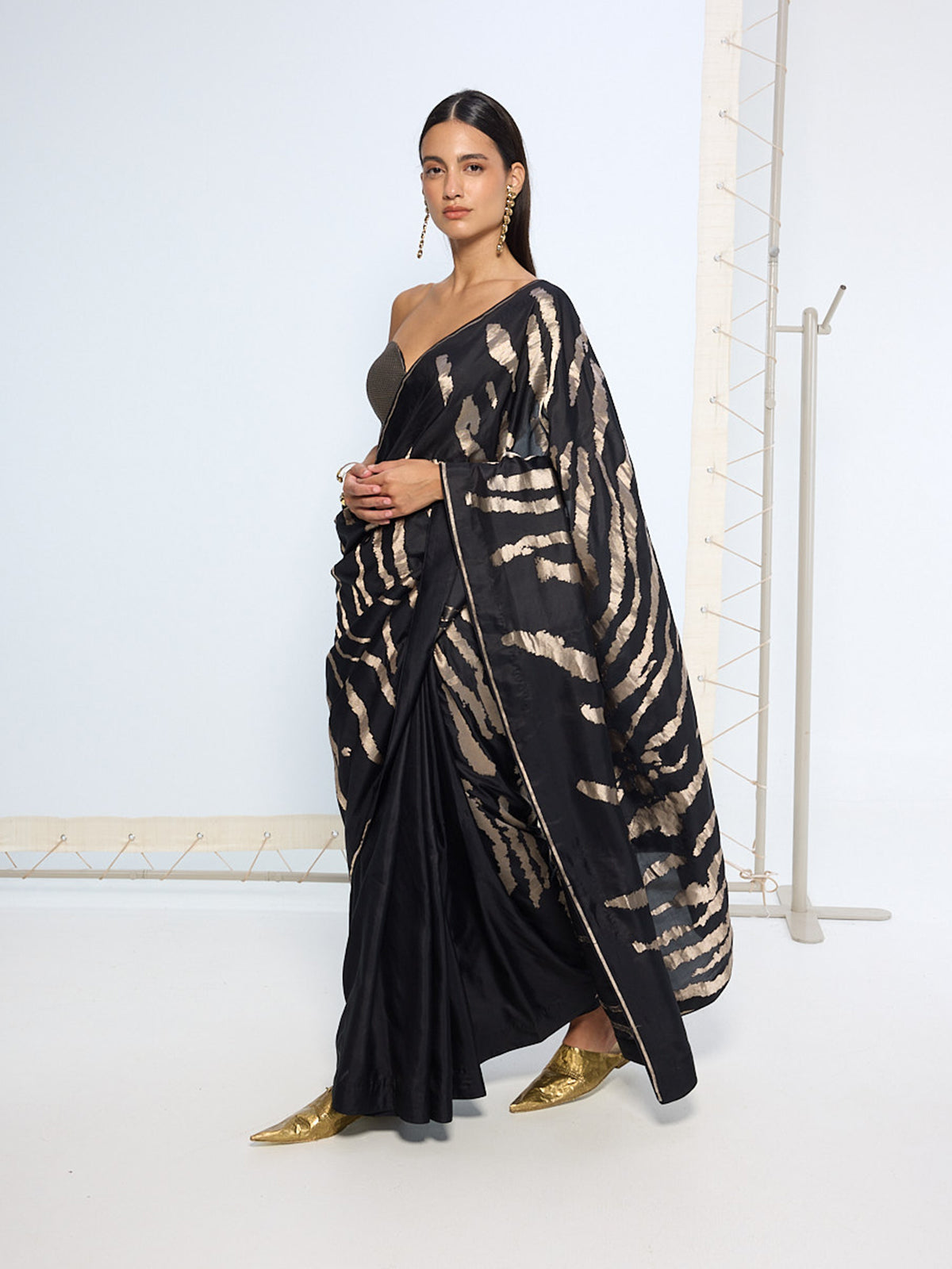 Handwoven Noir and Silver Silk Saree