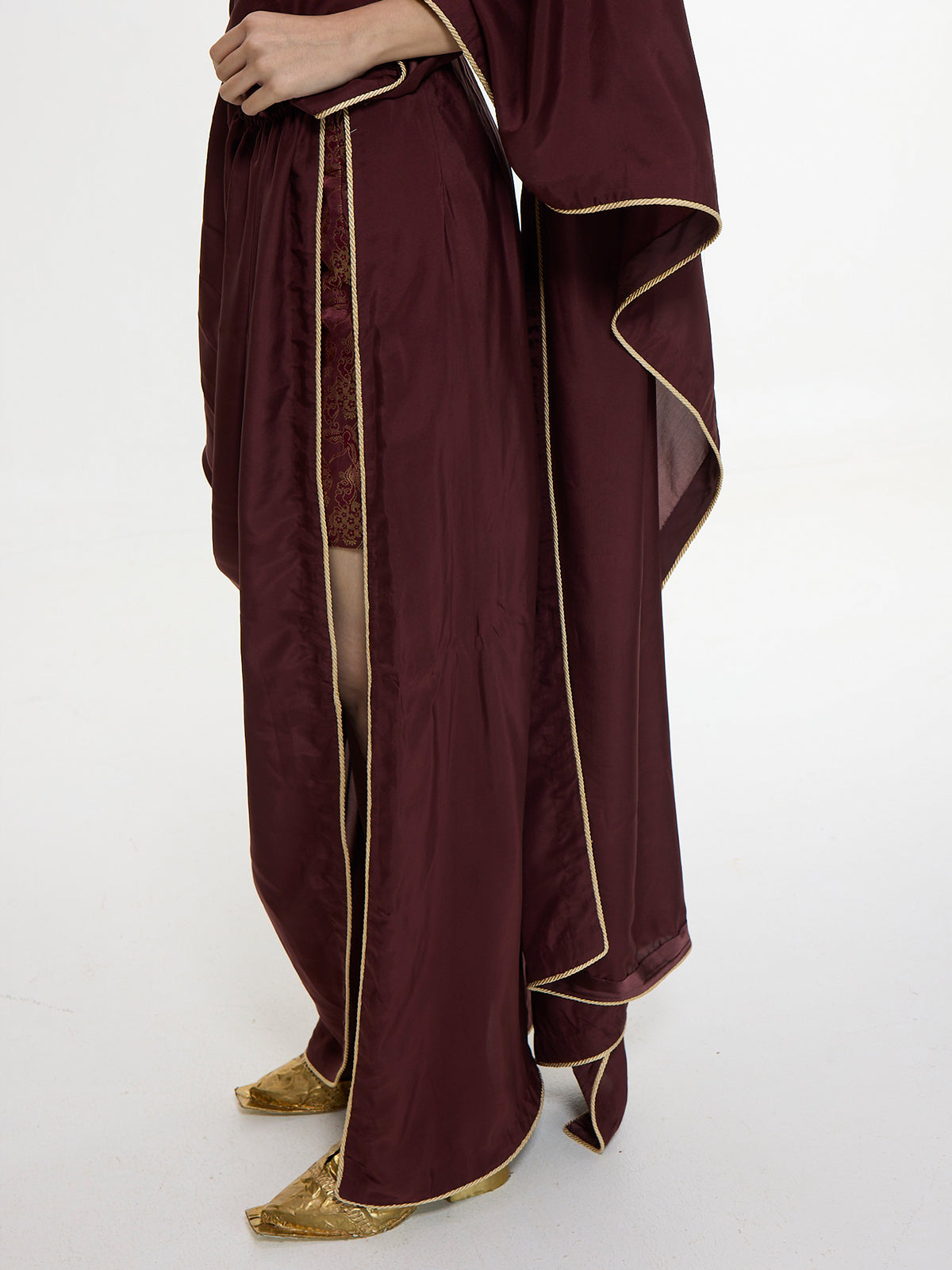 Pre Draped Handwoven Chestnut Mashroo Silk Saree