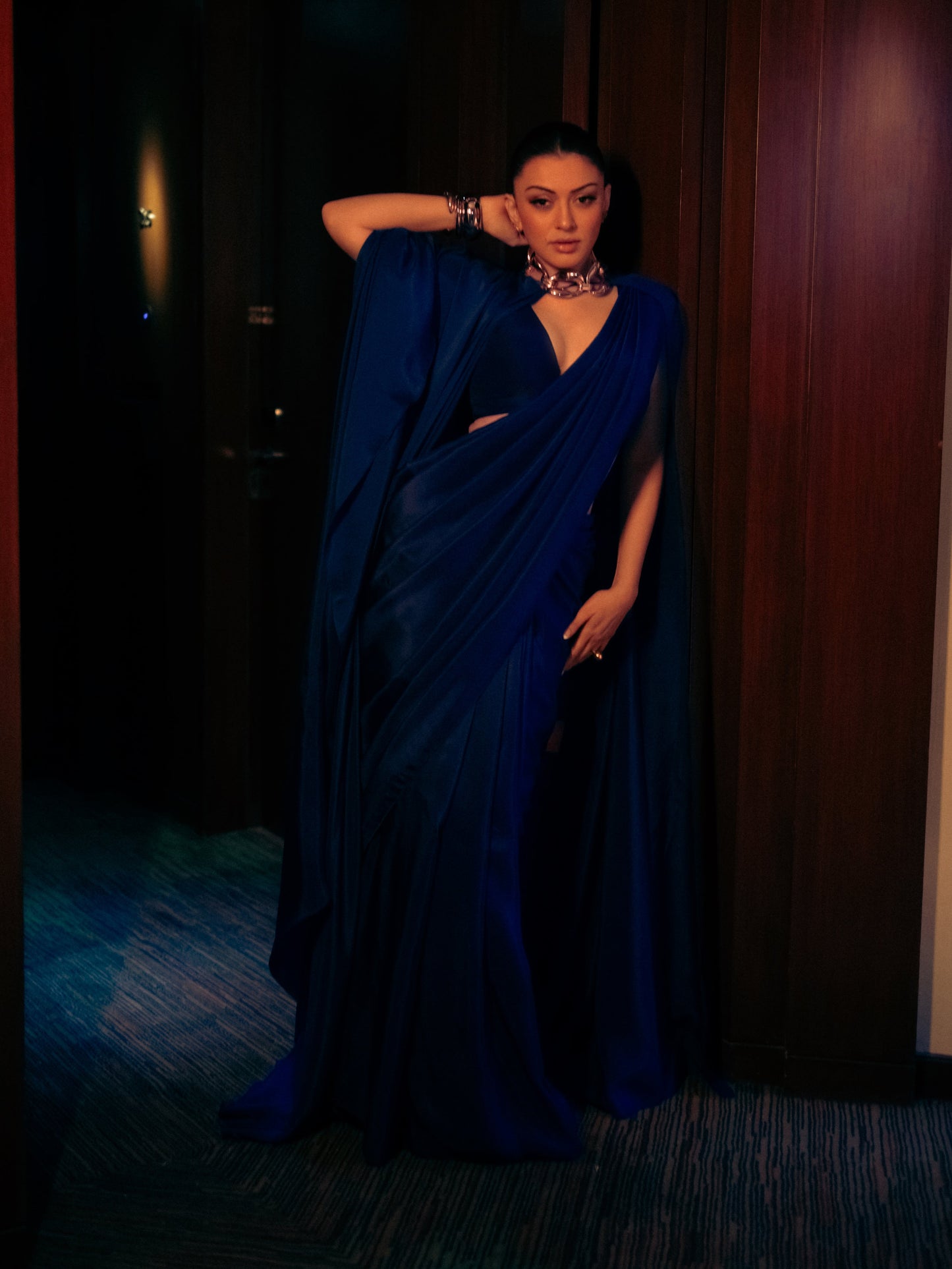 Shruti Haasan in Handwoven Midnight Blue Silk Saree