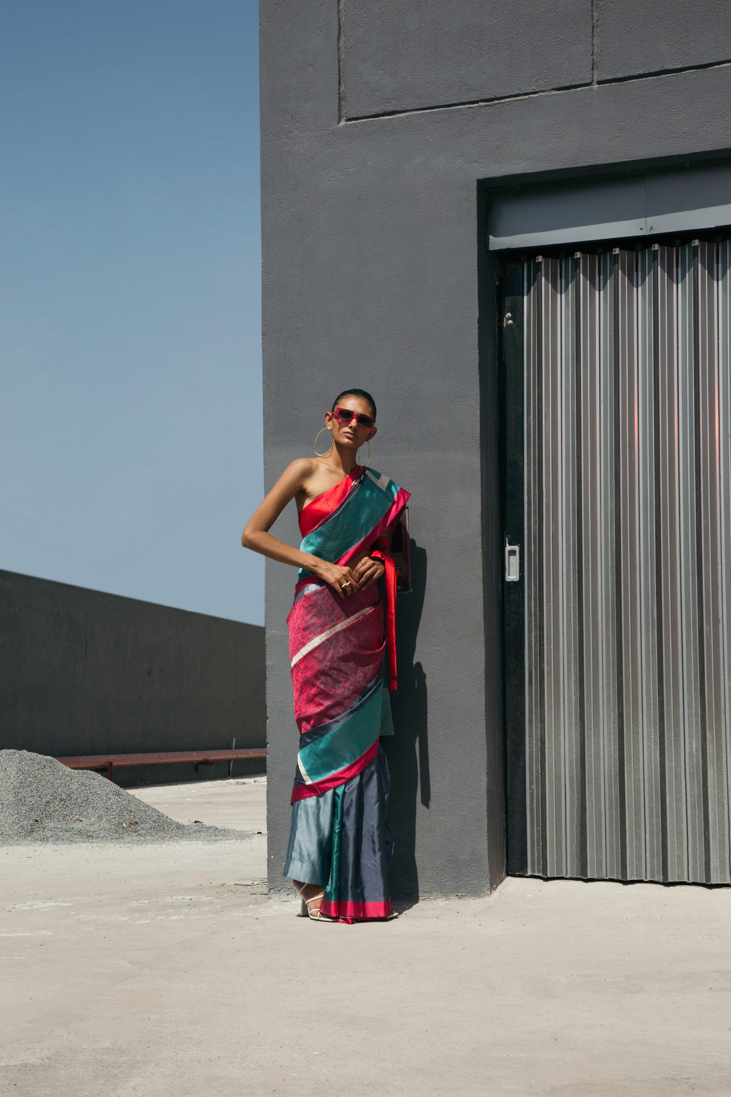 Cool Gray Psychdelic Saree