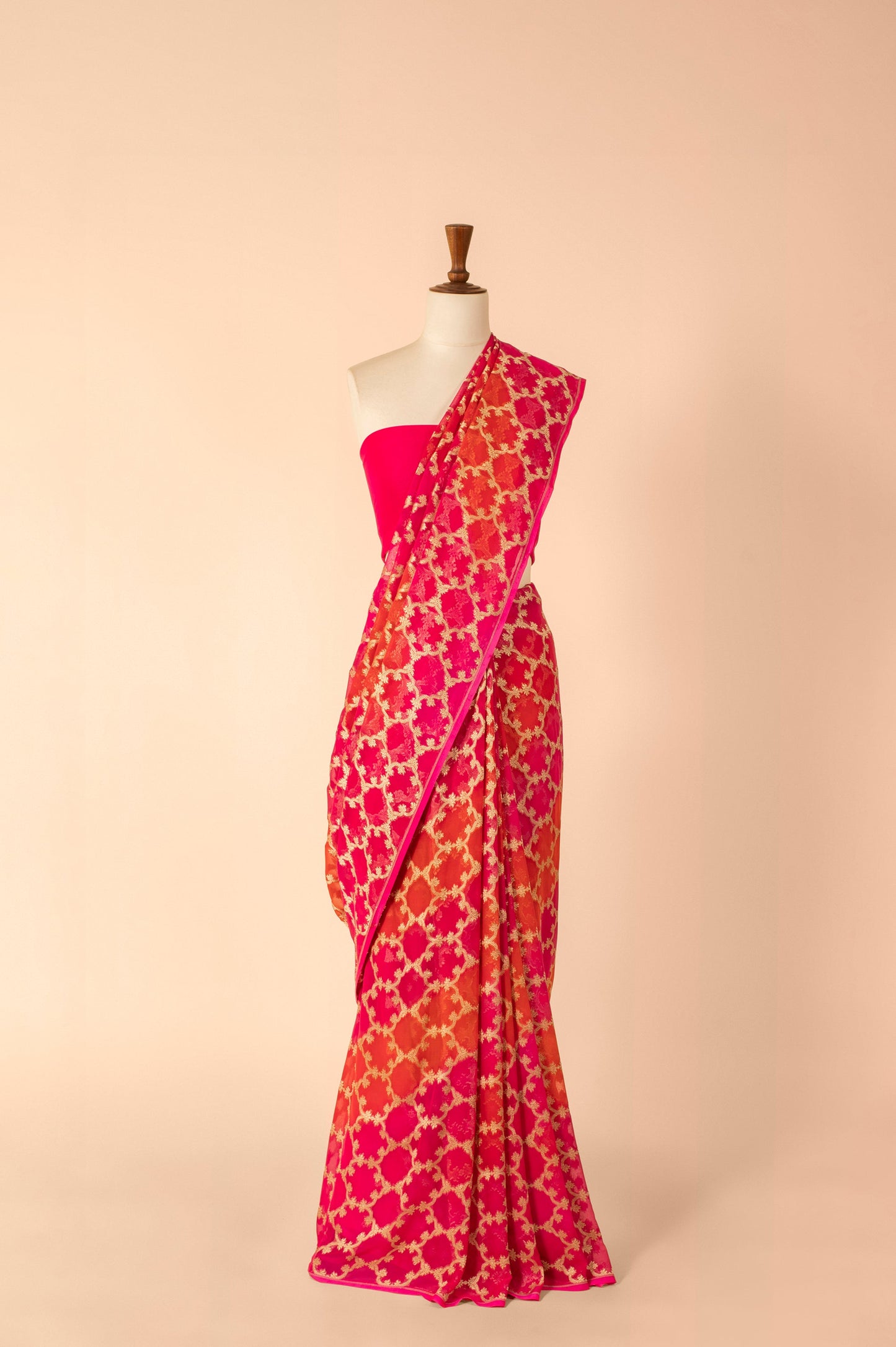 Handwoven Pink Georgette Sari