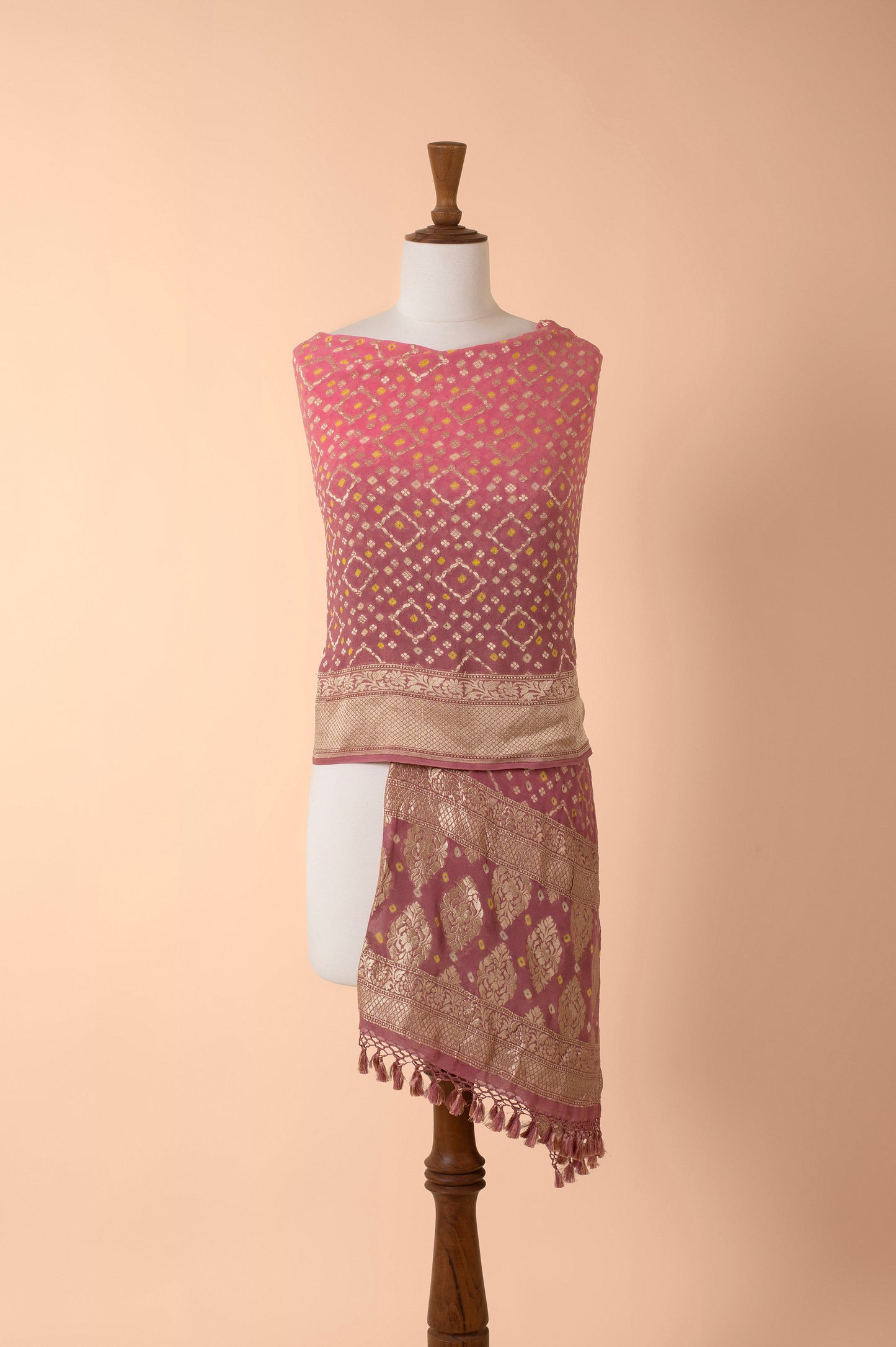 Handwoven Pink Bandhani Dupatta
