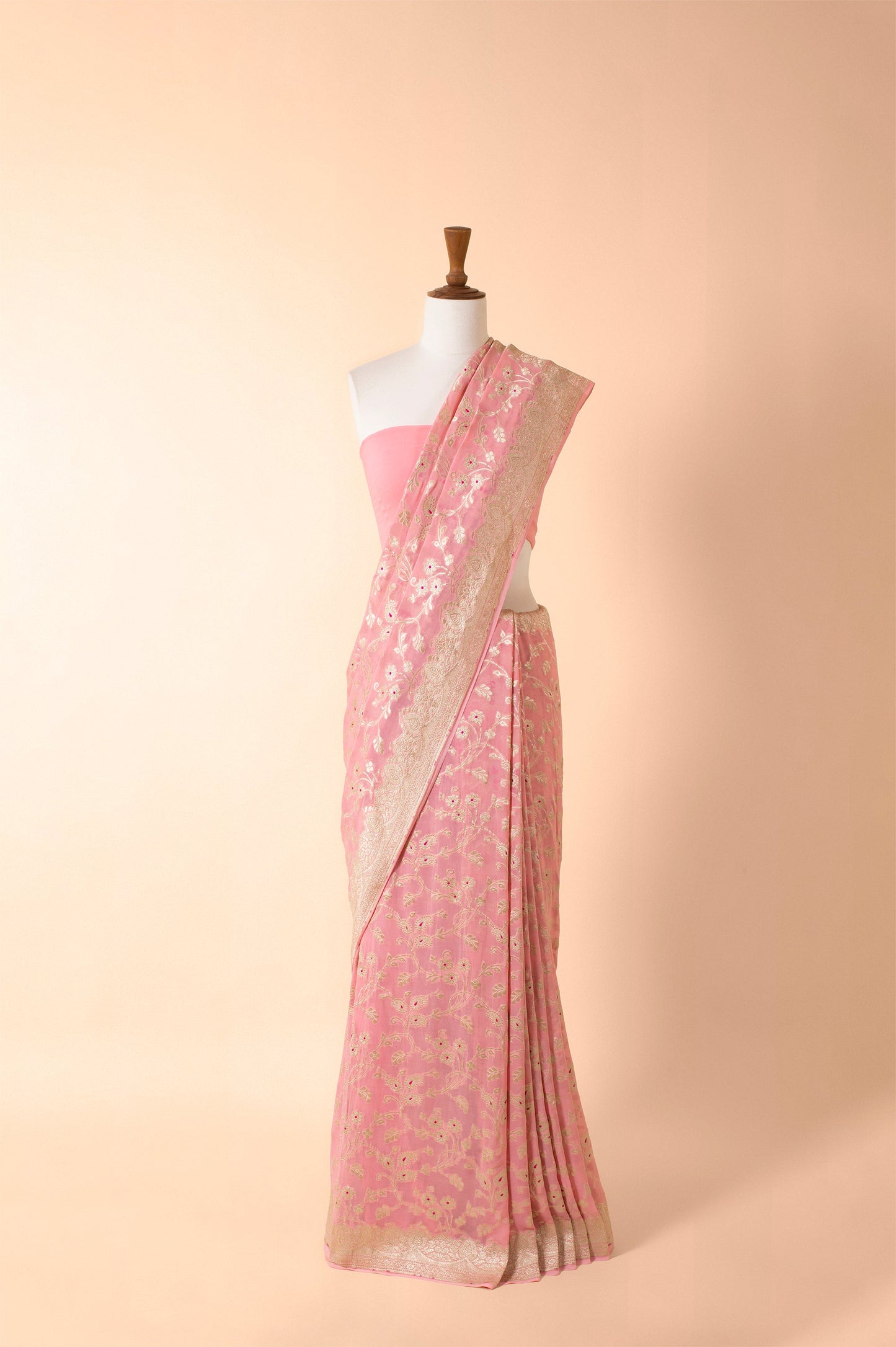 Handwoven Pink Georgette Sari