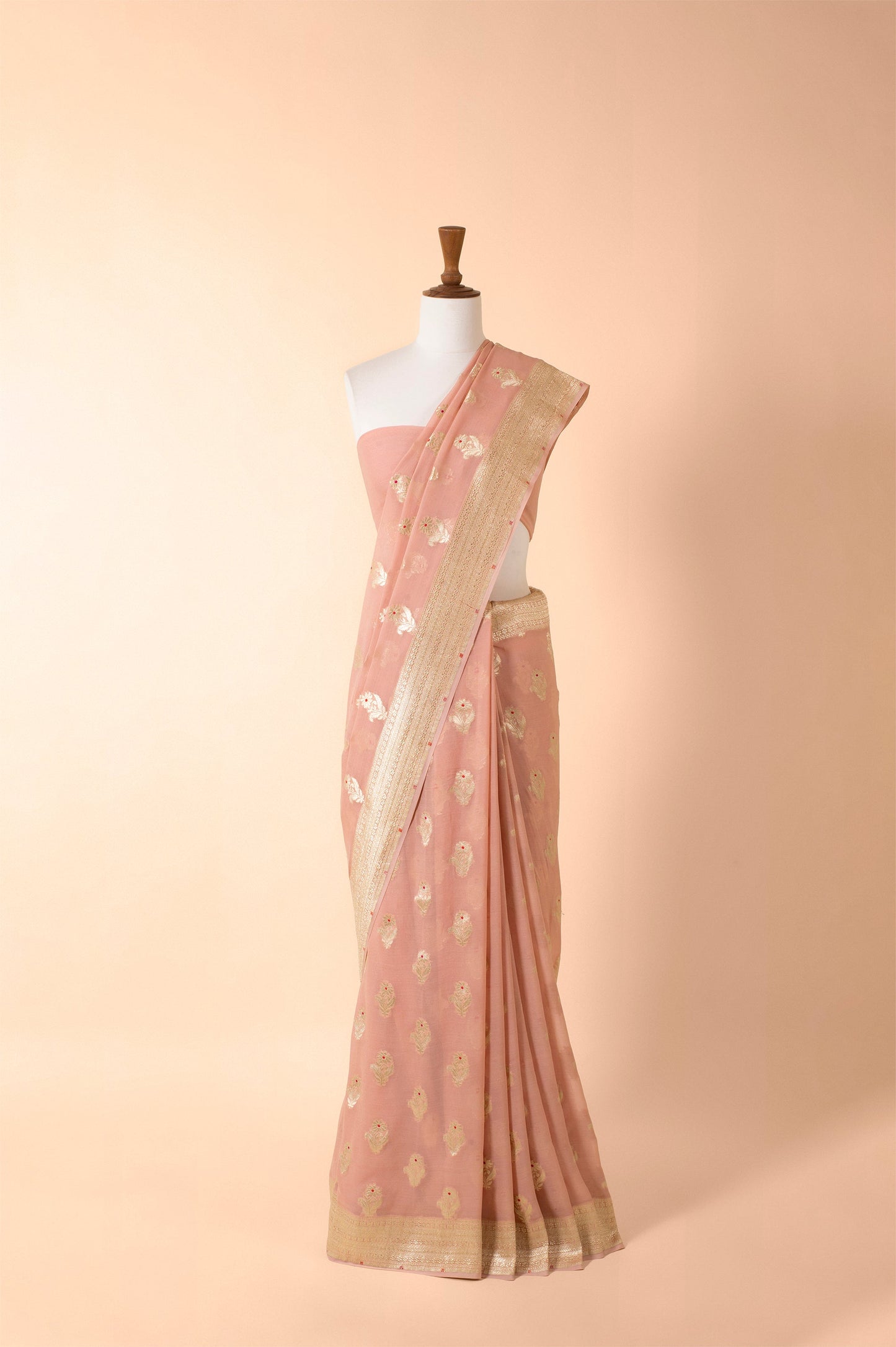 Handwoven Pink Georgette Sari