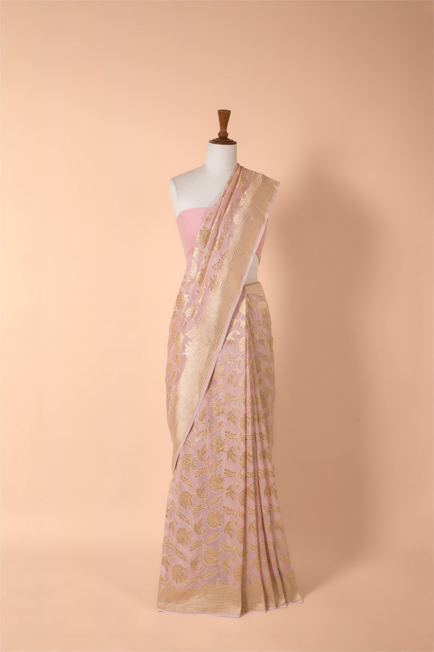 Handwoven Pink Georgette Sari