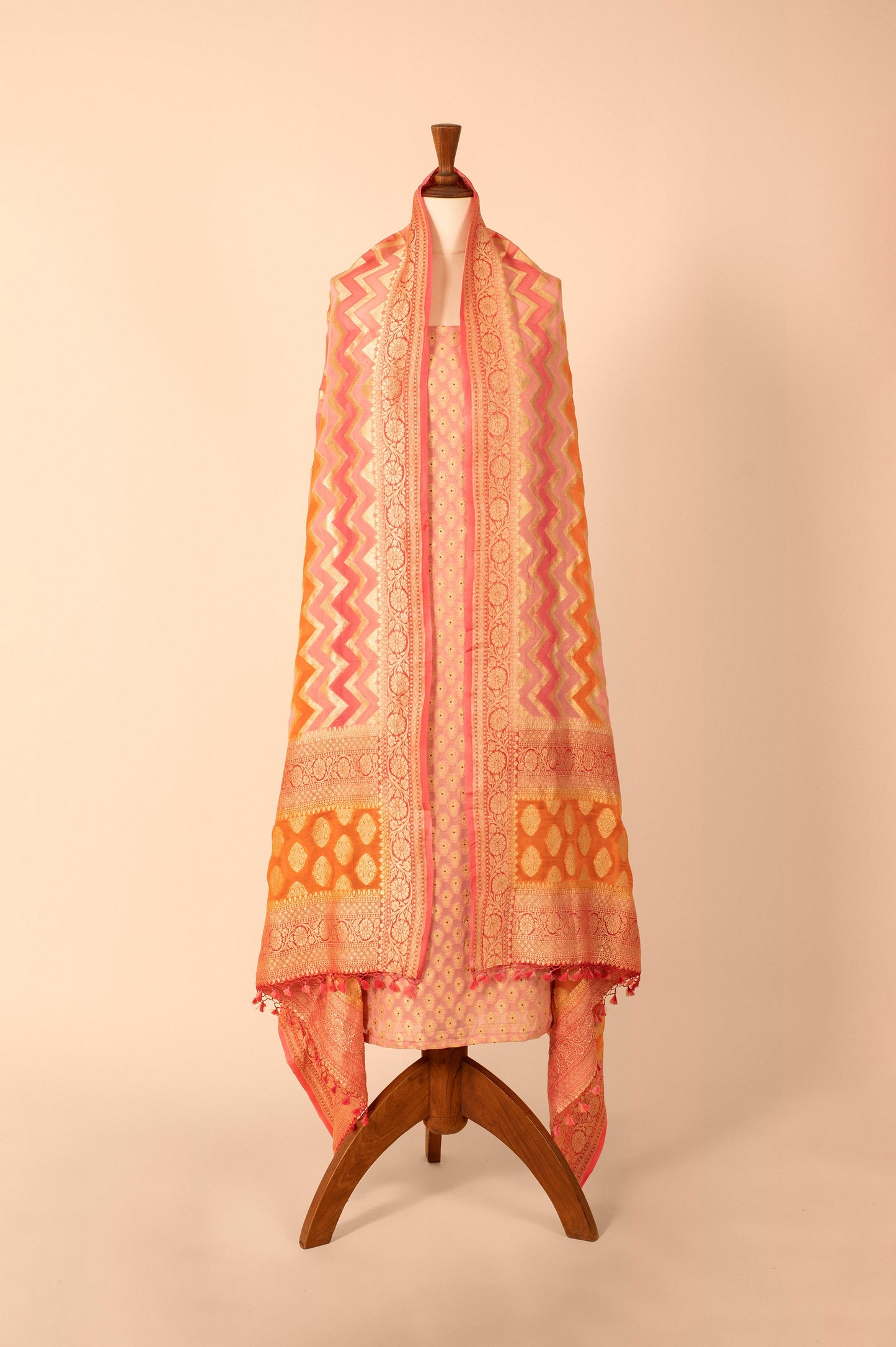 Handwoven Pink Georgette Suit Piece