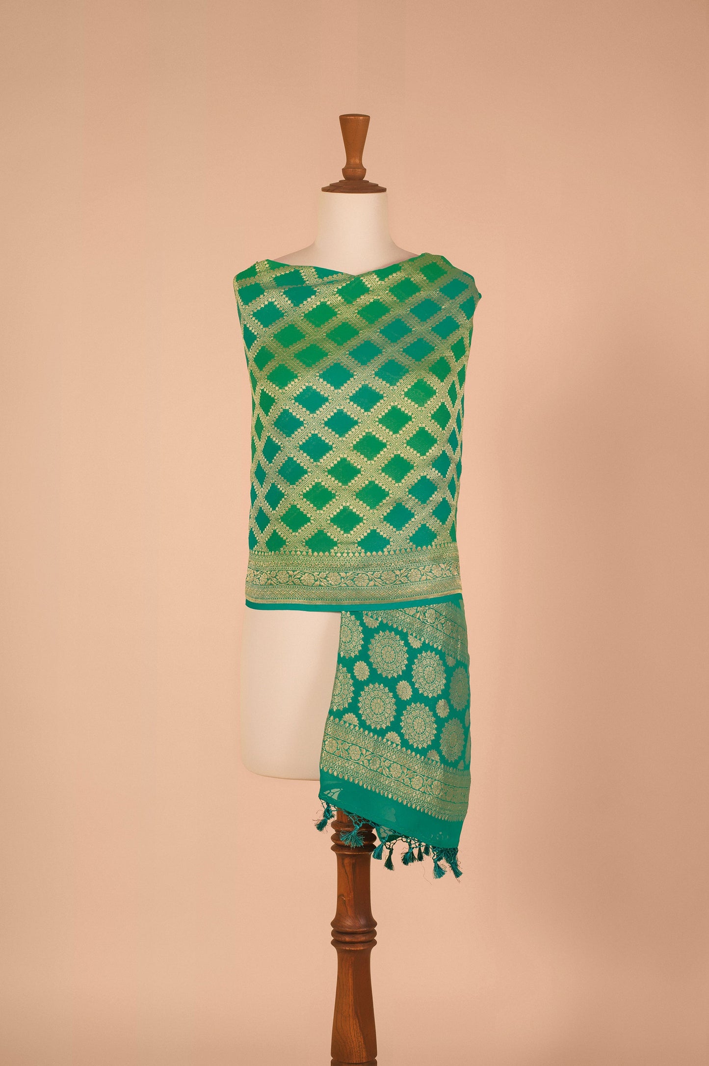 Handwoven Green Georgette Dupatta