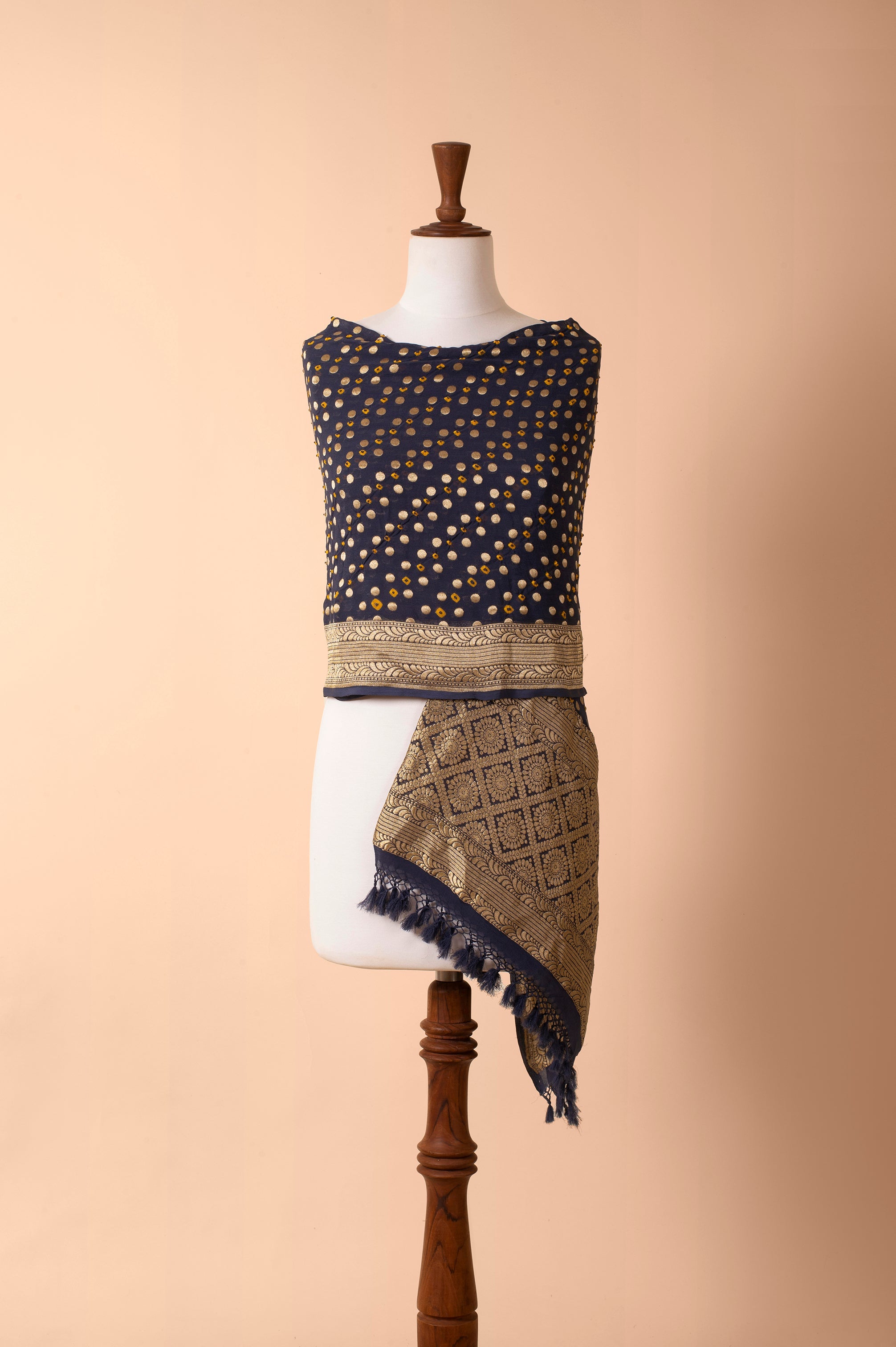 Fane Grey Dupatta main image 1