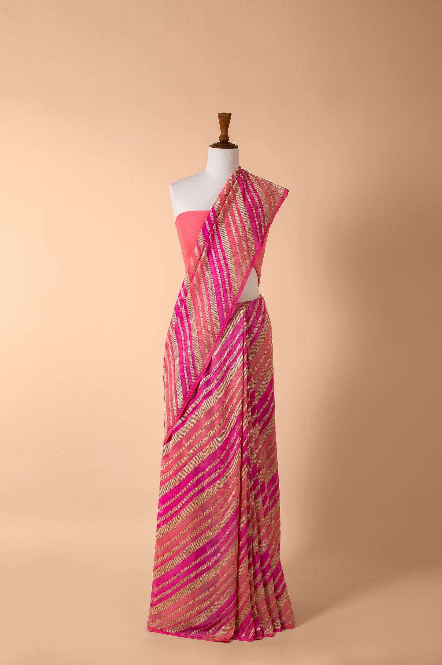 Handwoven Pink Georgette Sari