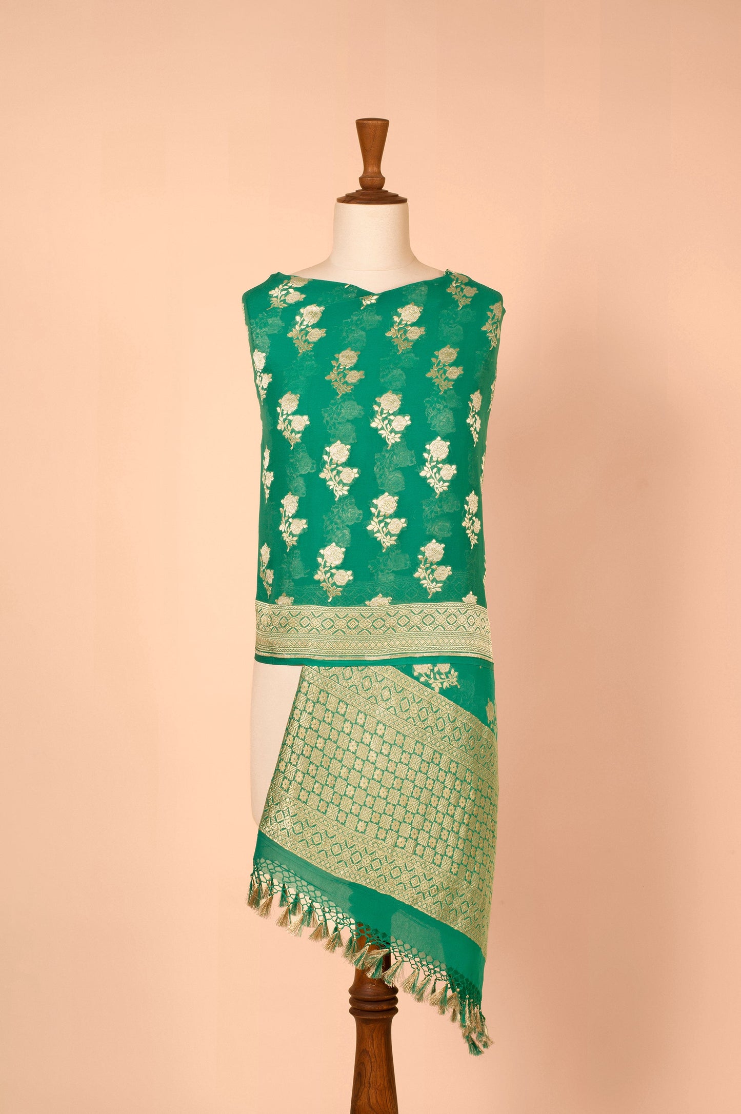Handwoven Green Georgette Dupatta