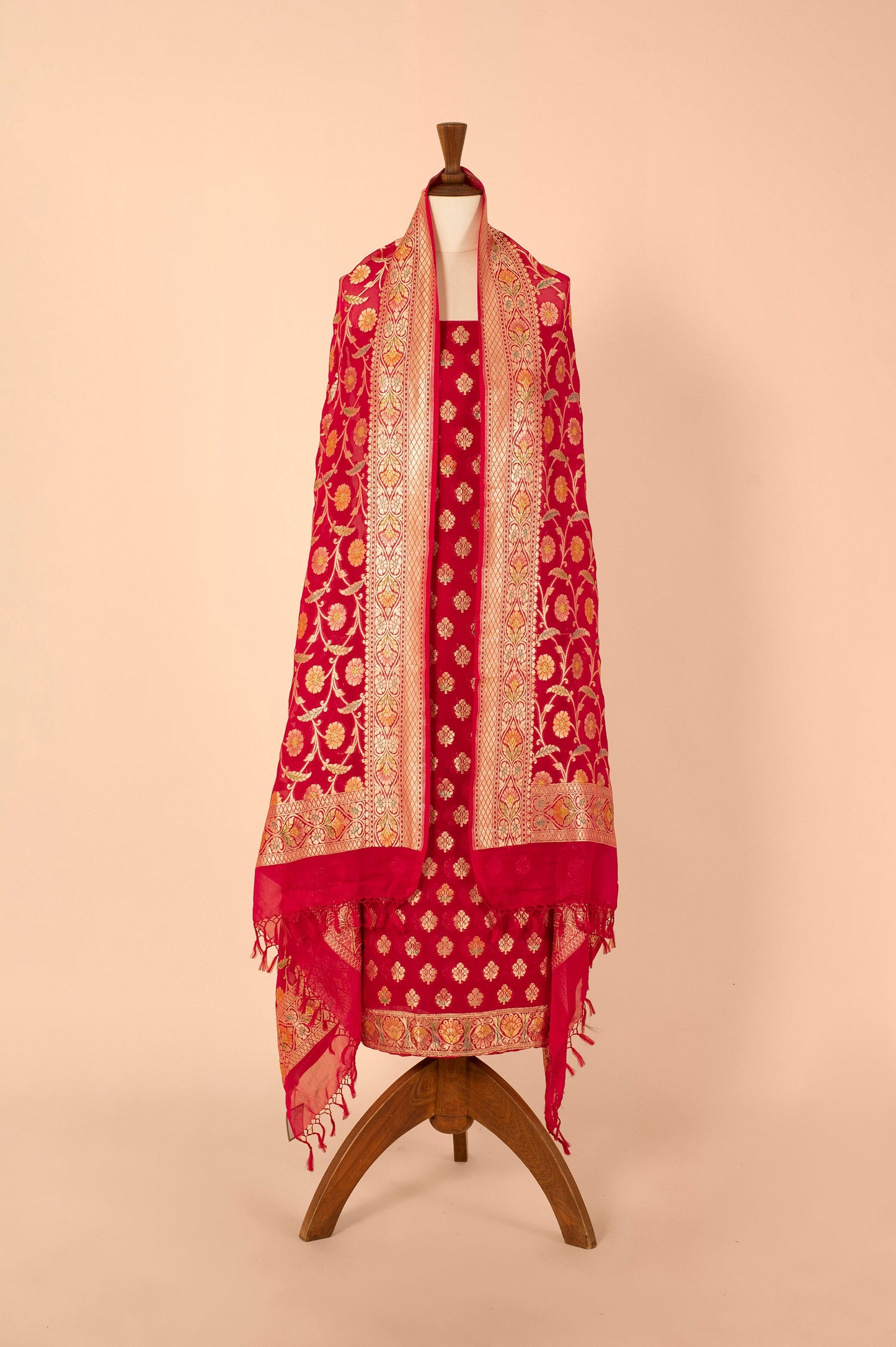 Handwoven Pink Georgette Suit Piece