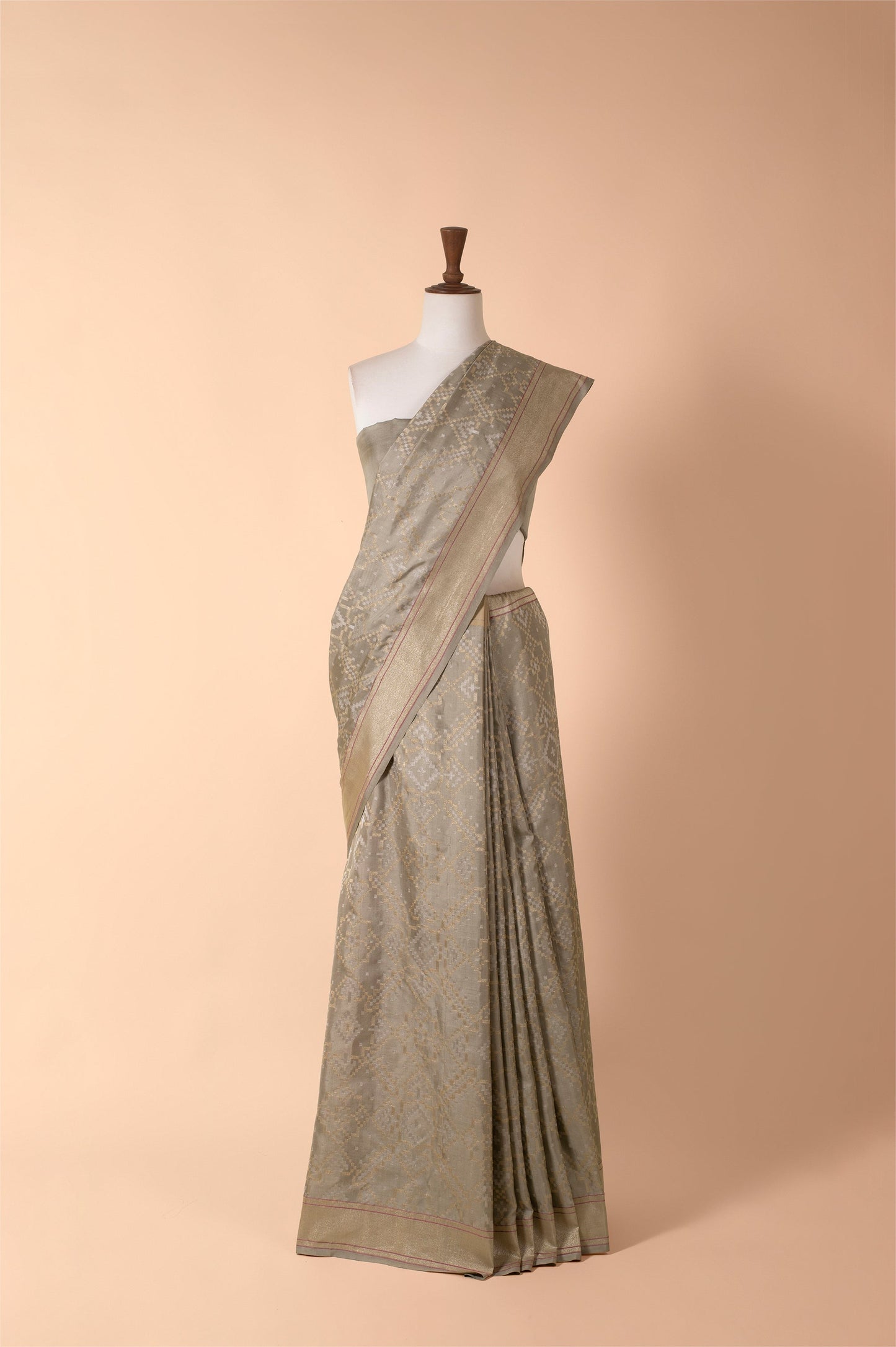 Handwoven Grey Real Zari Sari