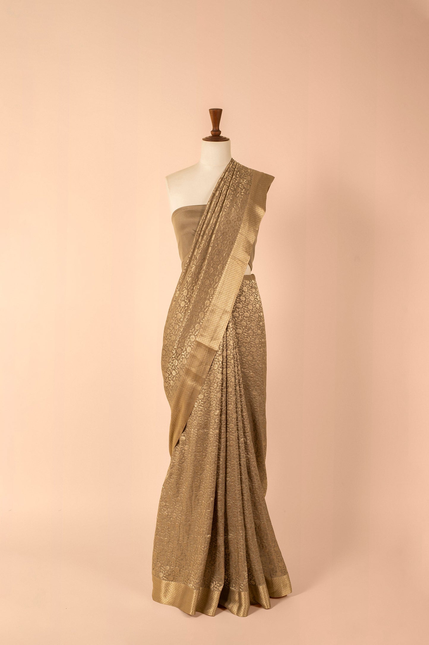 Handwoven Grey Georgette Sari