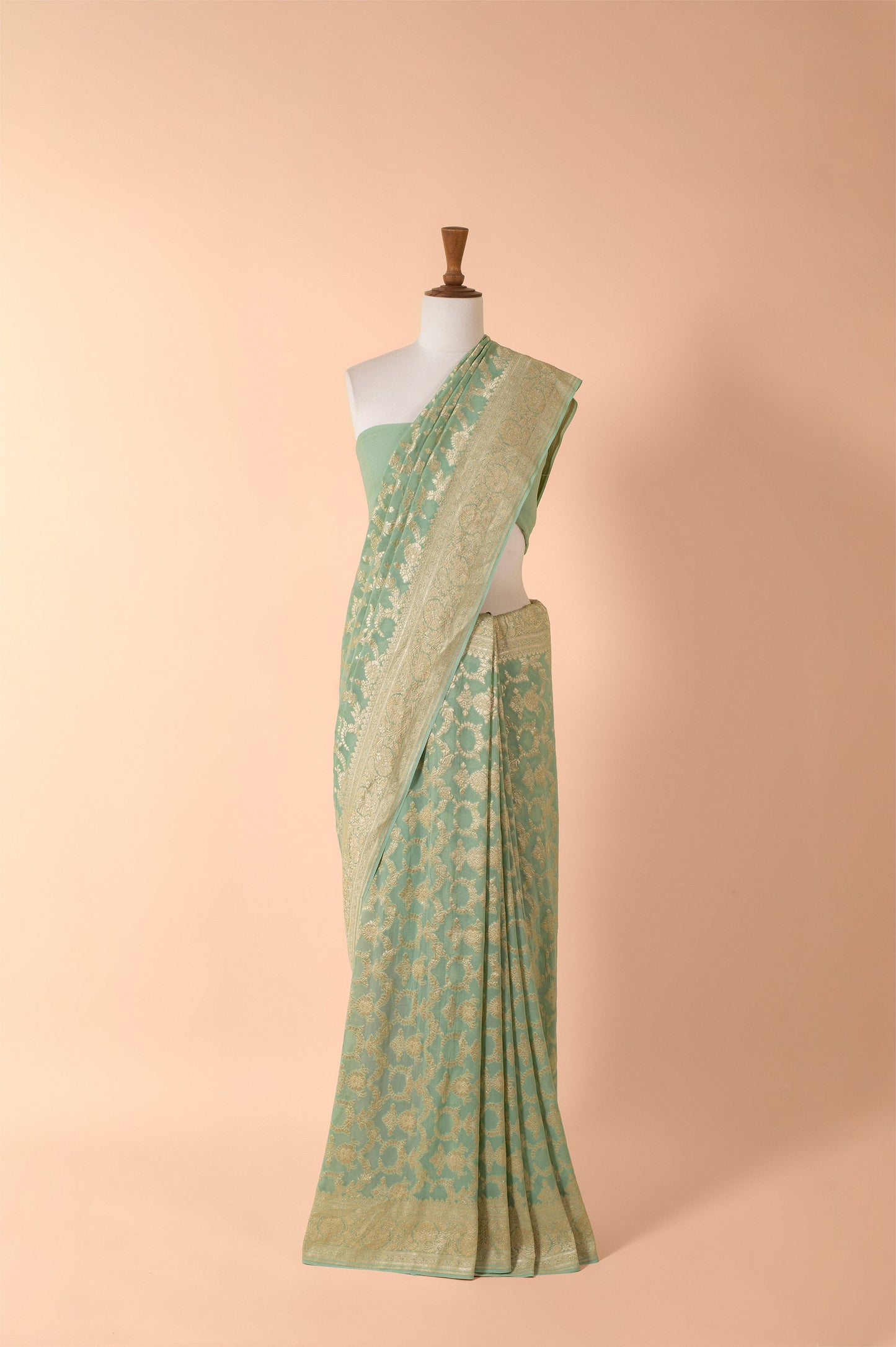 Handwoven Green Georgette Sari