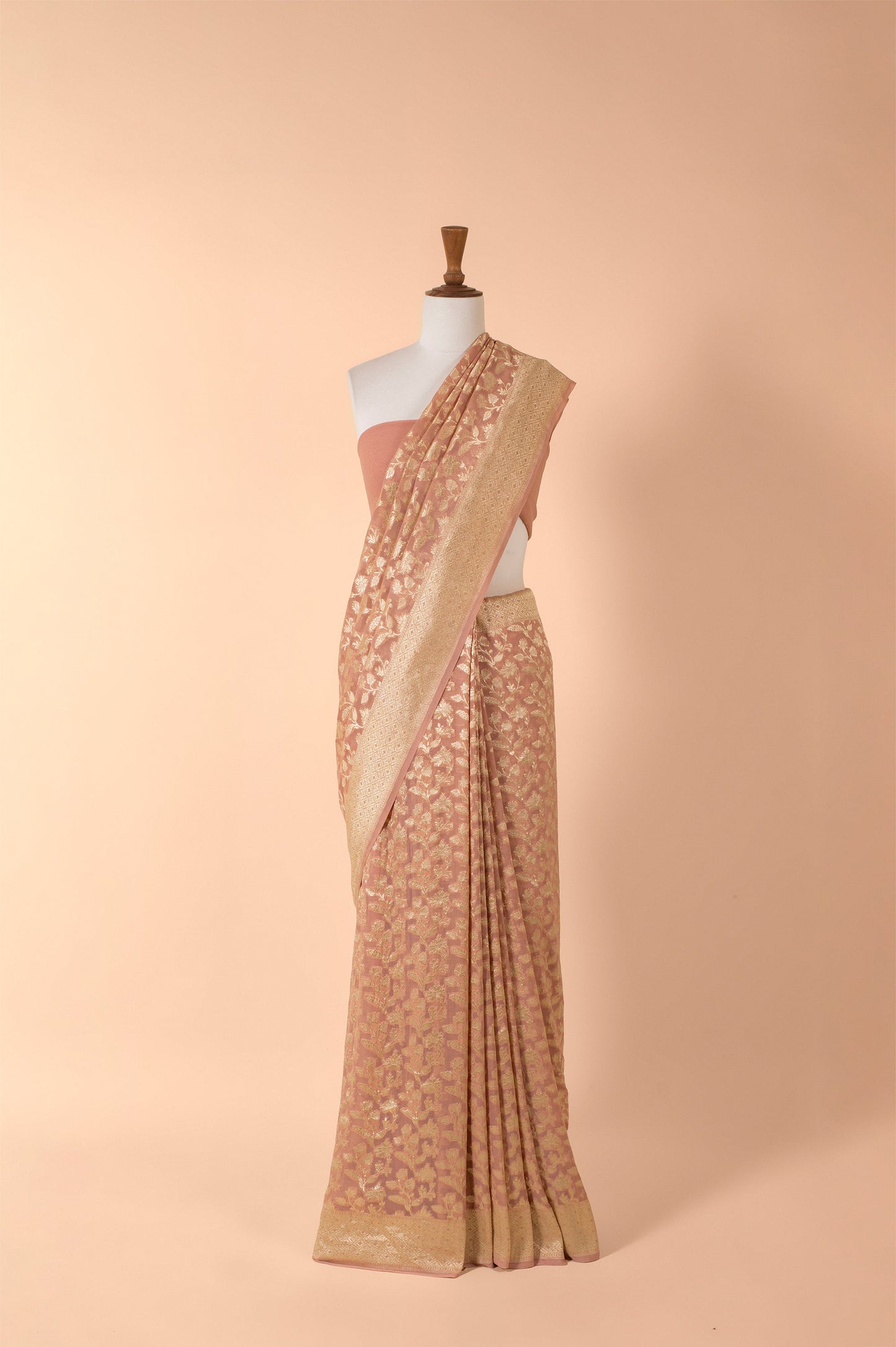 Handwoven Pink Georgette Sari