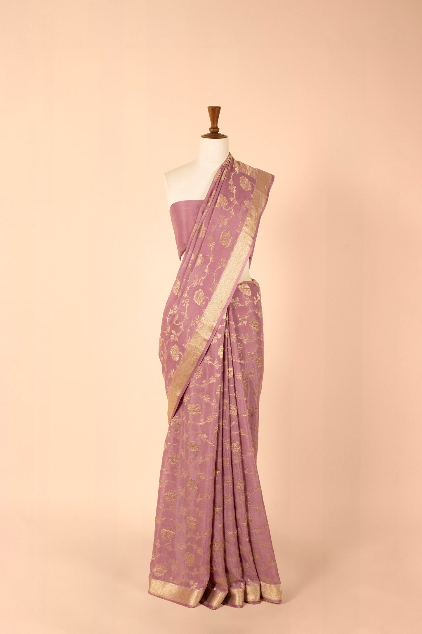 Handwoven Mauve Georgette Sari