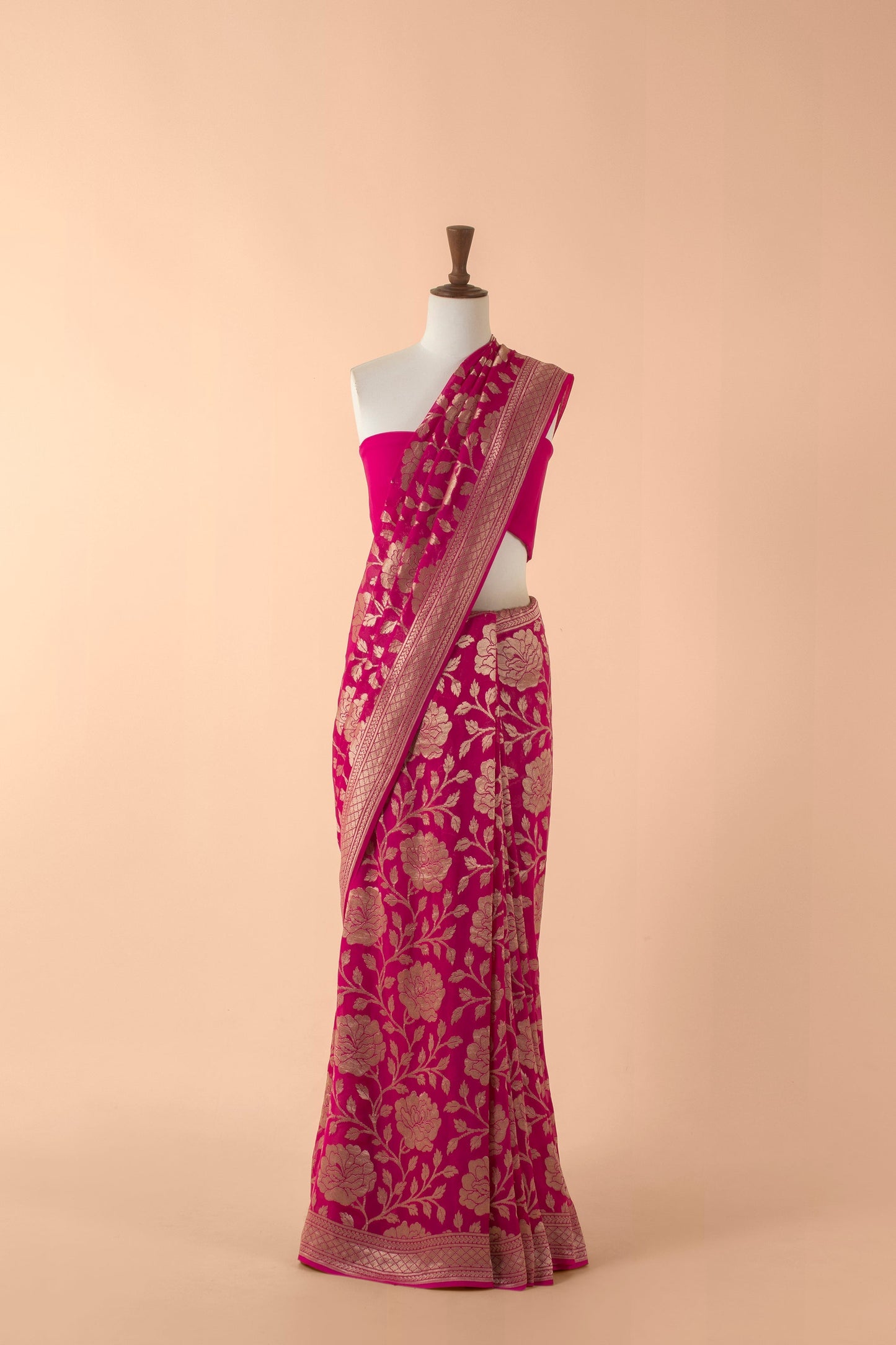 Handwoven Pink Georgette Sari