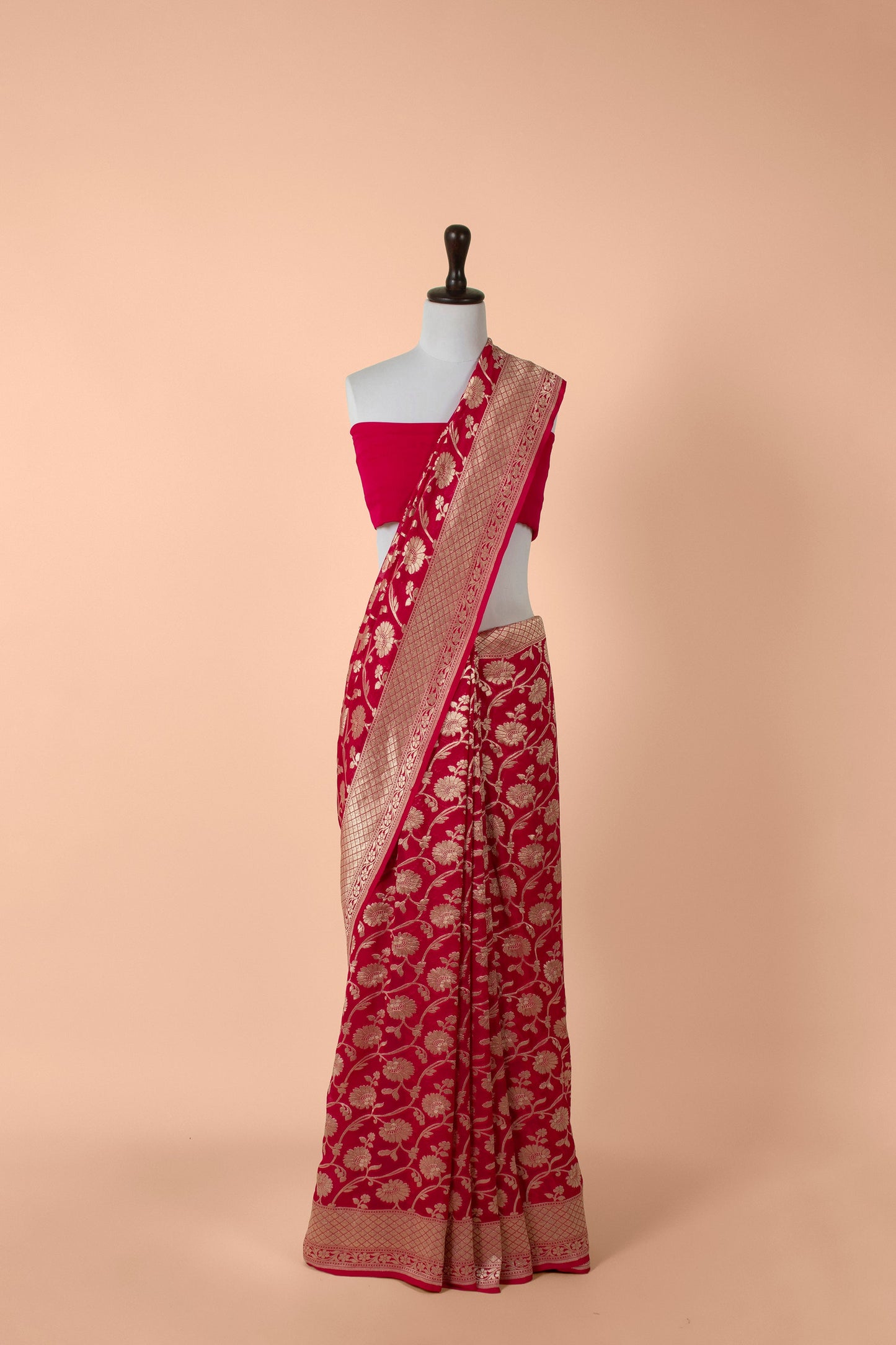 Handwoven Pink Georgette Saree