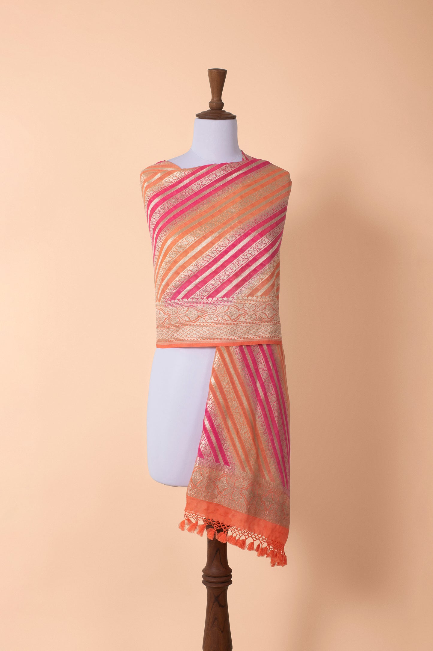 Handwoven Pink Georgette Dupatta