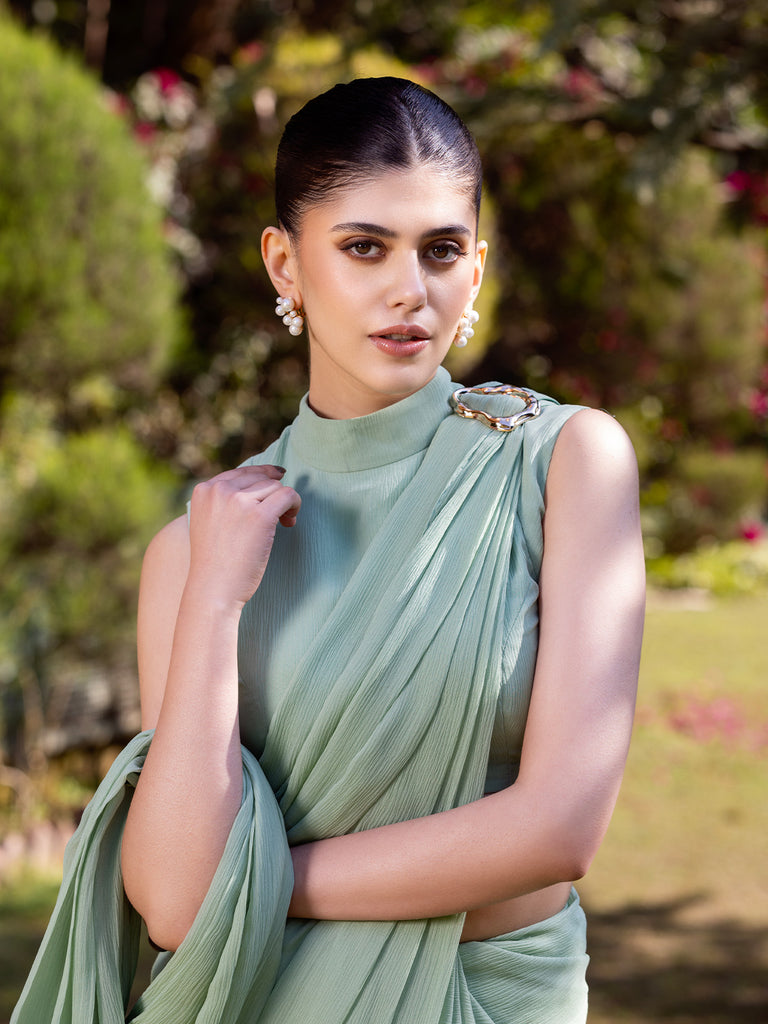 Pale Green Movable Brooch Saree