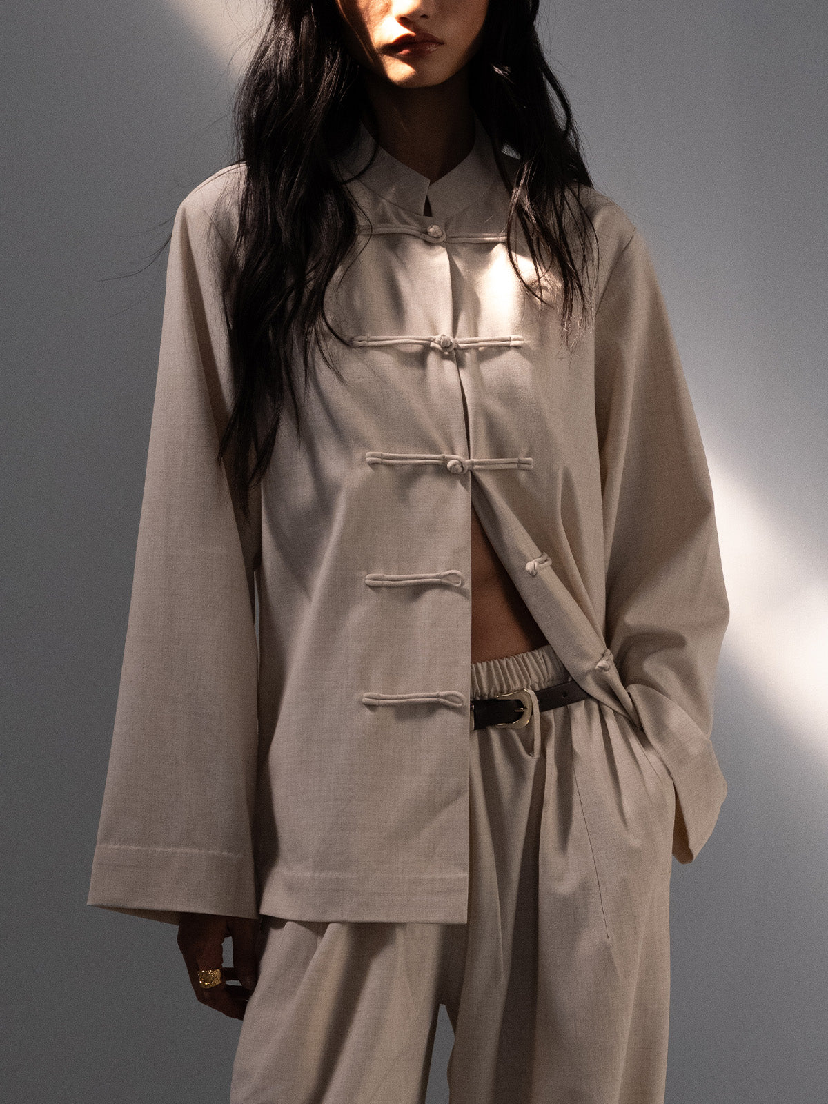 WARM BEIGE OVERSHIRT