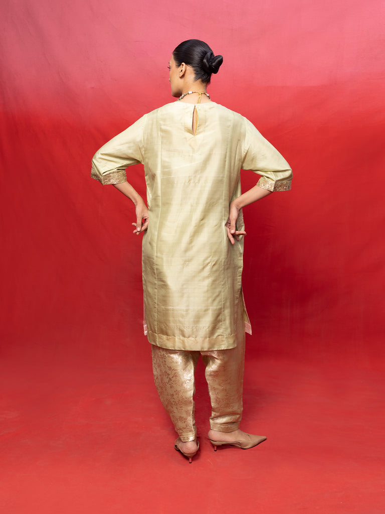 Handwoven Pistachio Green Banarasi Suit