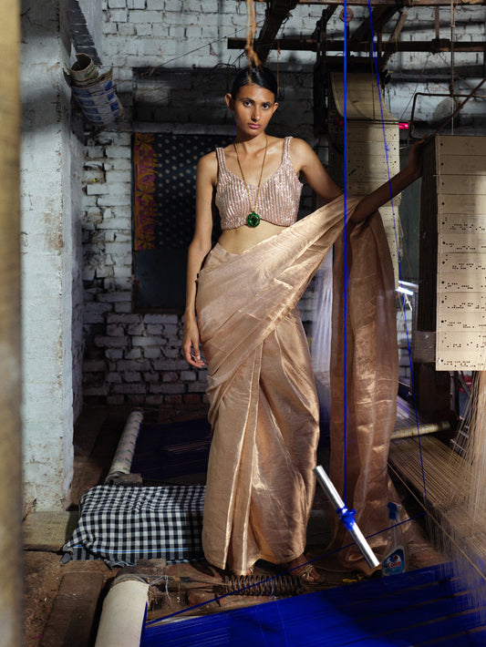 Nivi Handwoven Pre-draped Saree