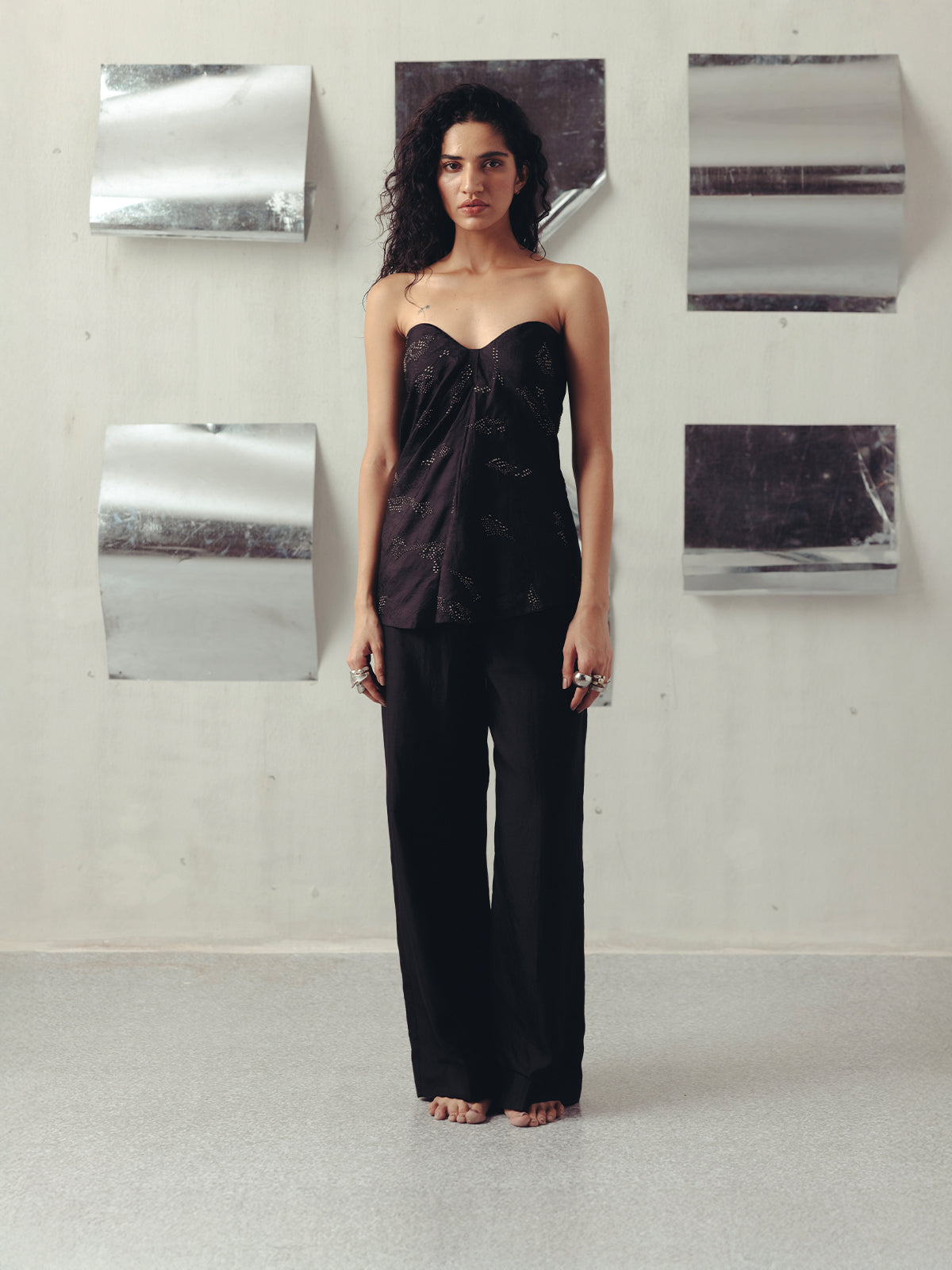 BLACK IRIS EMBROIRED CORSET & PANTS