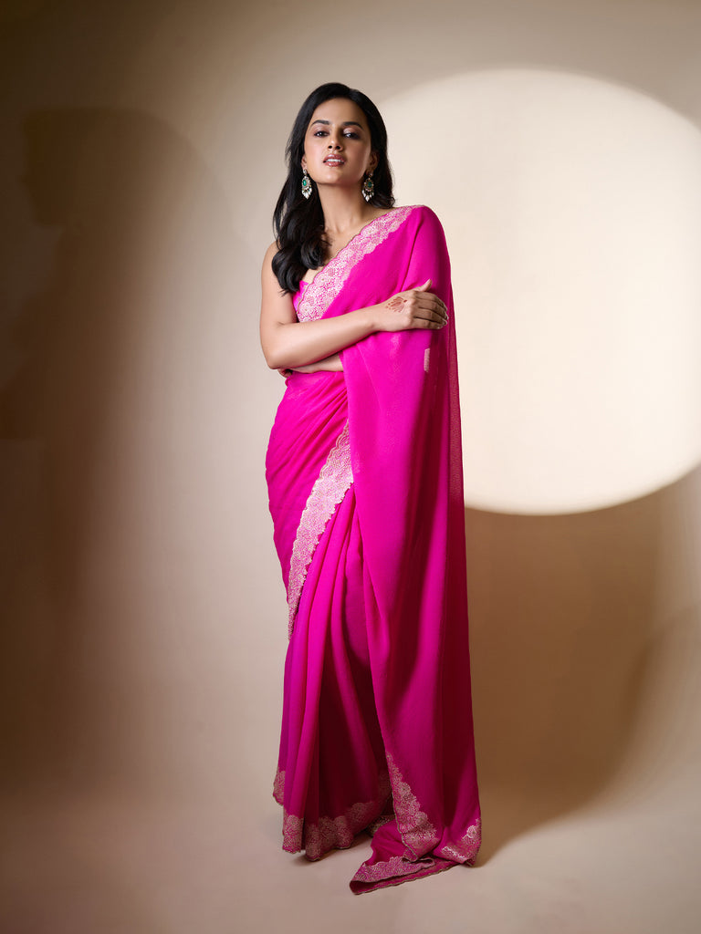Sraddha Srinath In Handwoven Pink Georgette Saree