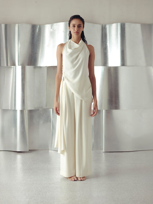 ANITQUE WHITE CREPE TROUSERS