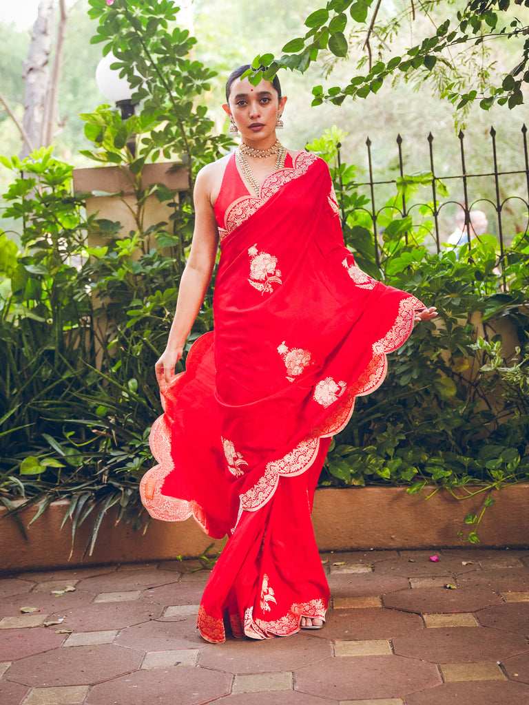 Sayani Gupta in Handwoven Red Silk Saree
