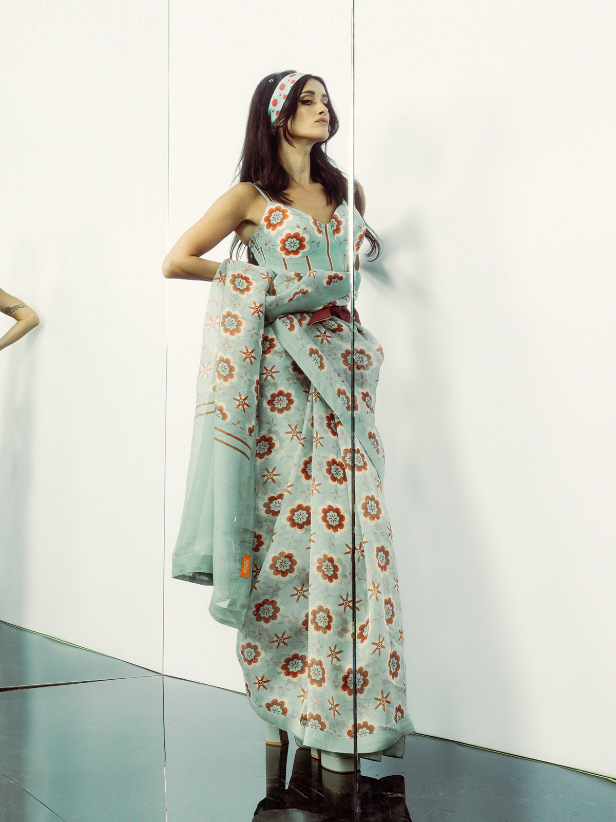 Teal Twiggy Bloom Saree