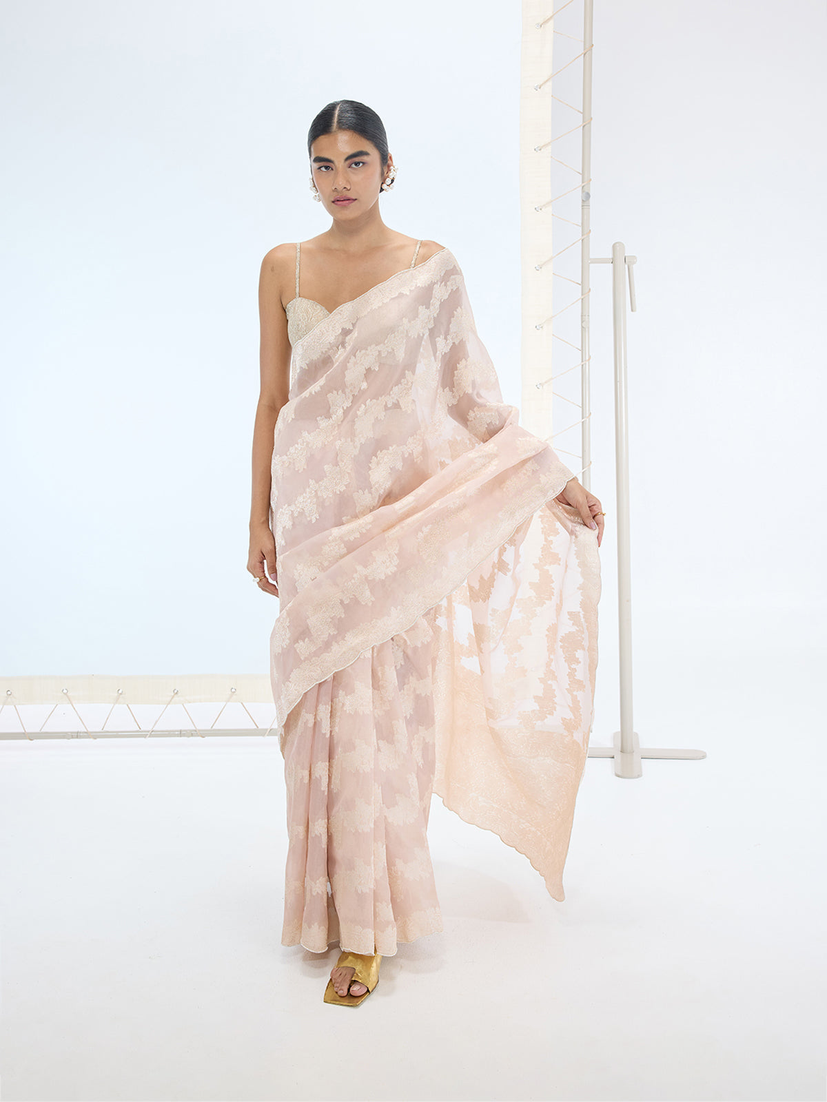 The Velma Saree In Peach
