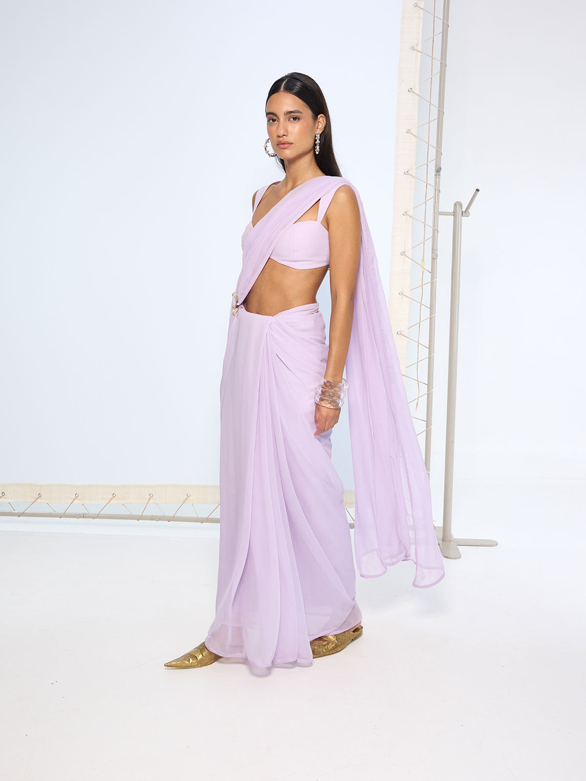 Lilac Movable Brooch Saree