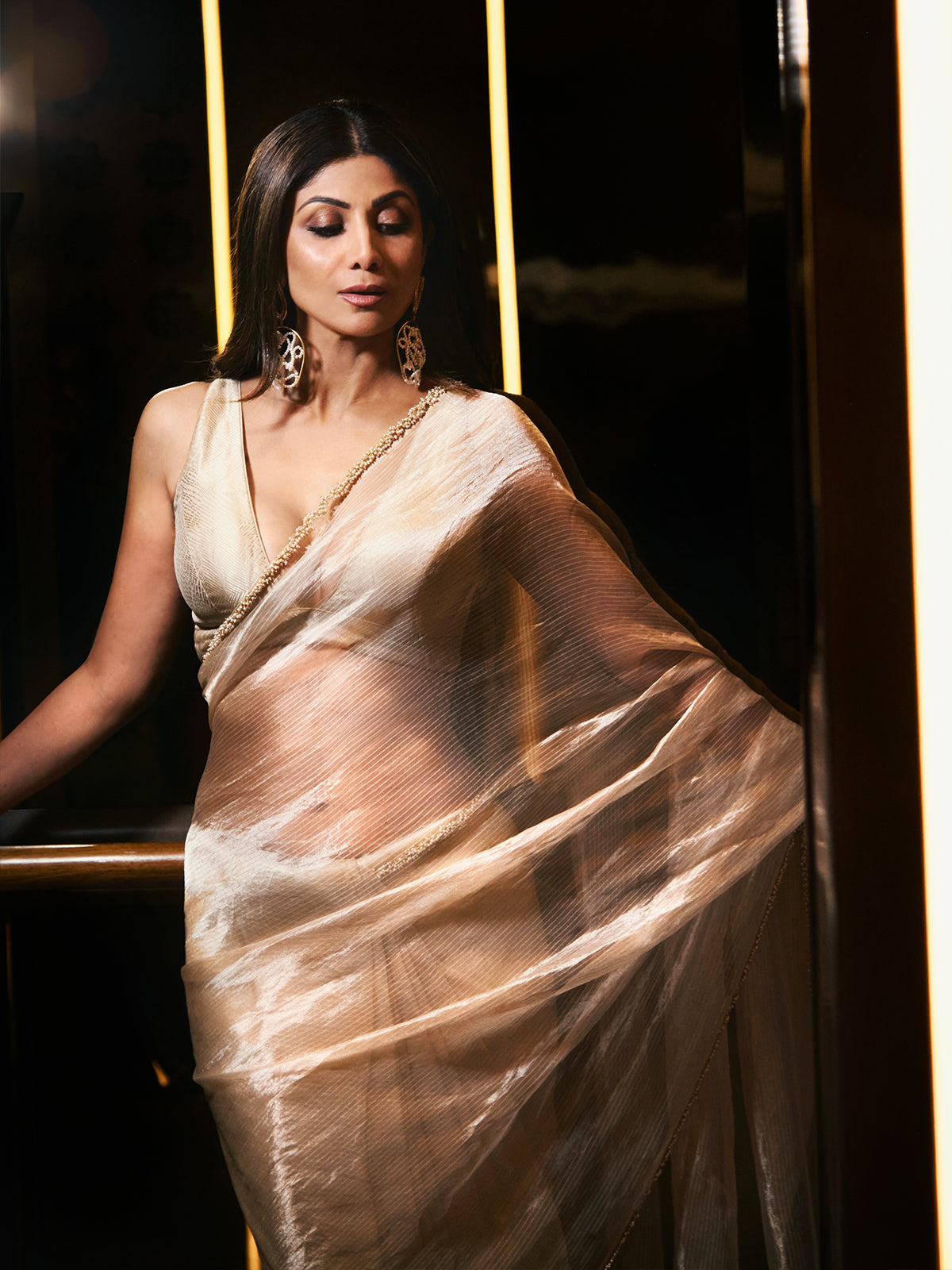 Shilpa Shetty In Handwoven Beige Tissue Saree