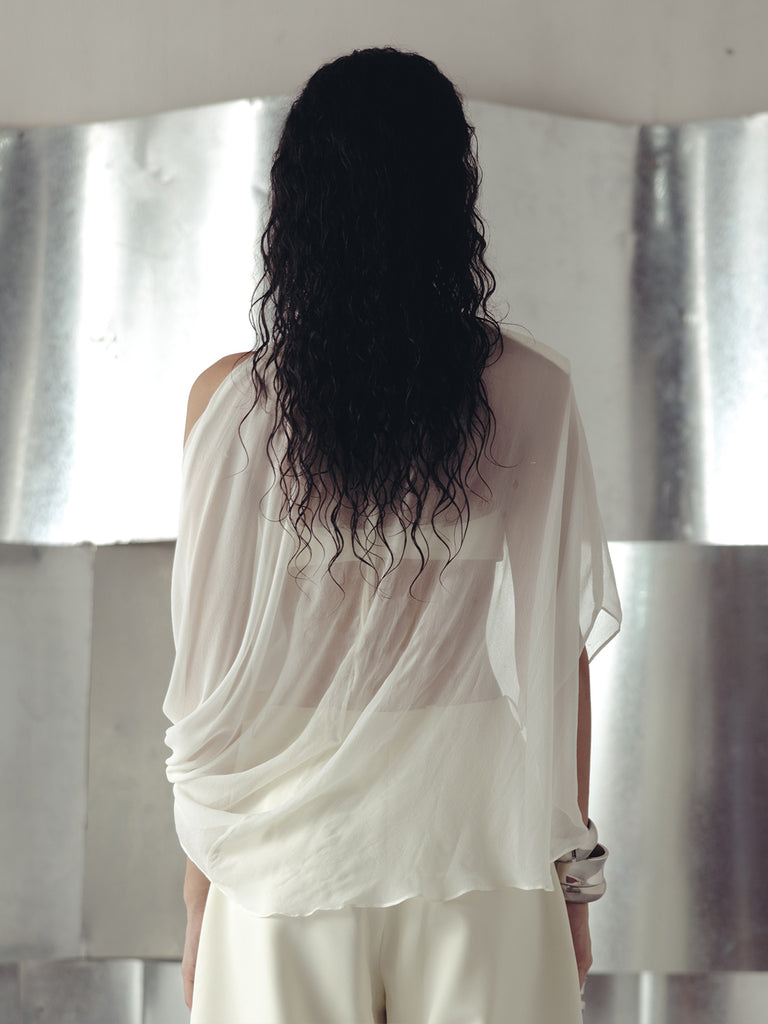 ANTIQUE WHITE ASYMMETRIC GEORGETTE TOP