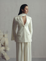 ANTIQUE WHITE CREPE PANTS