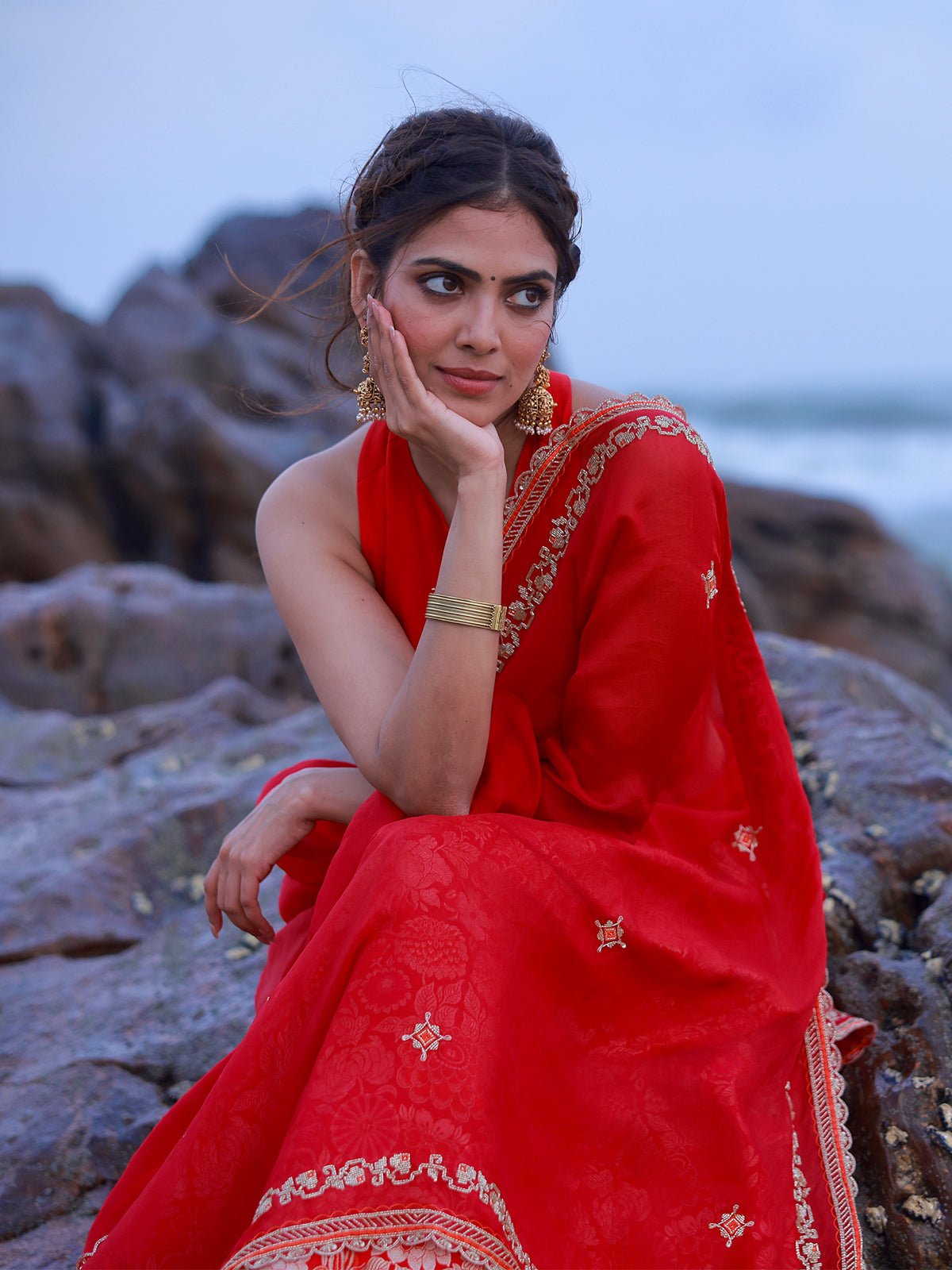 Malvika Mohan In Handwoven Red Silk Lehenga