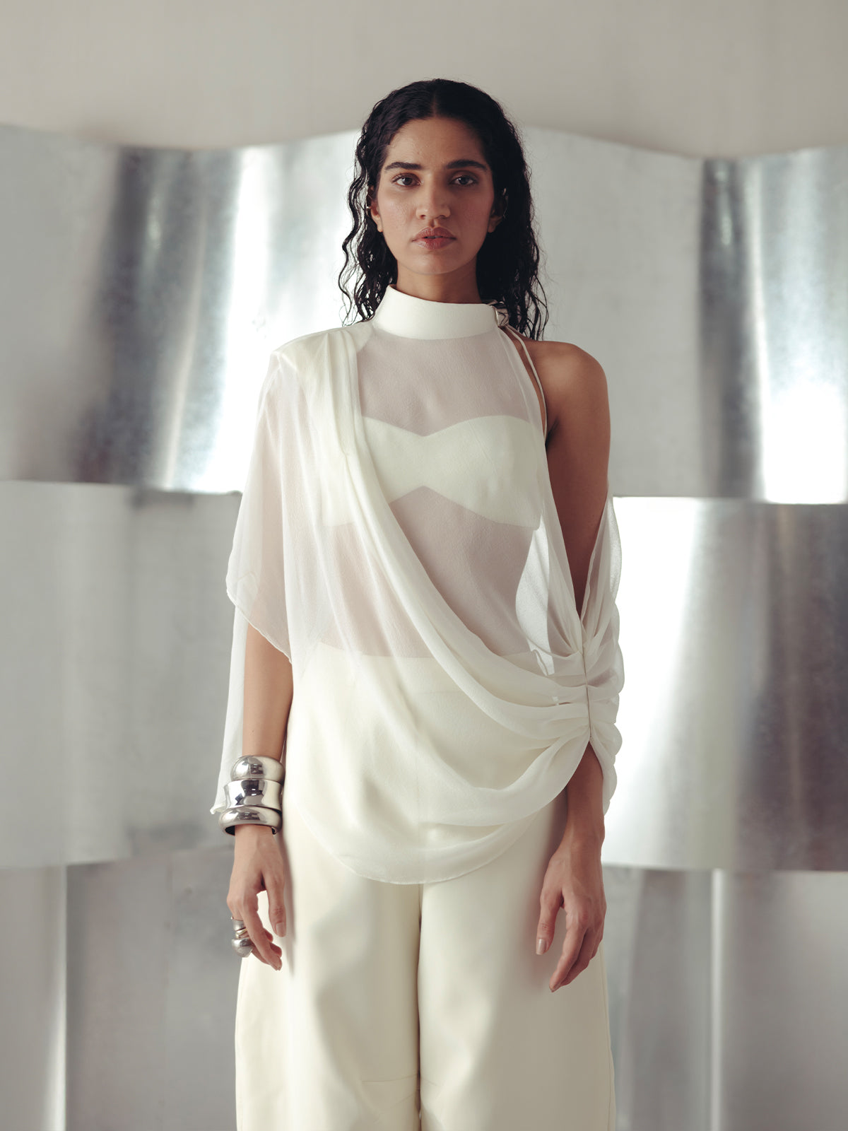 ANTIQUE WHITE ASYMMETRIC GEORGETTE TOP