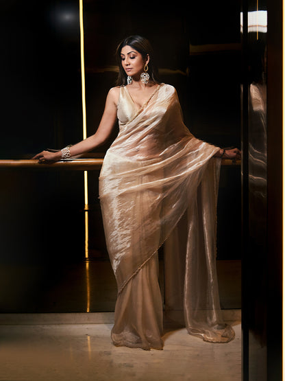 Shilpa Shetty In Handwoven Beige Tissue Saree