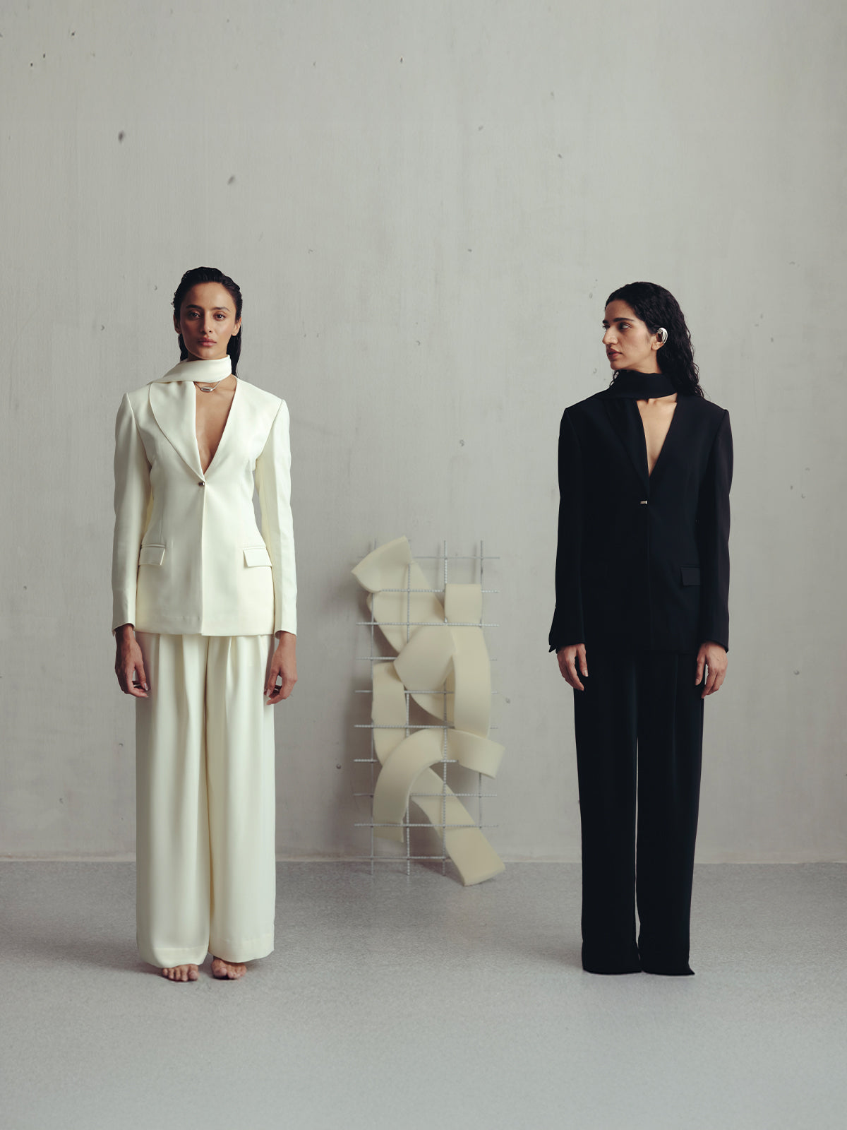 BRISTOL BLACK CREPE TROUSERS